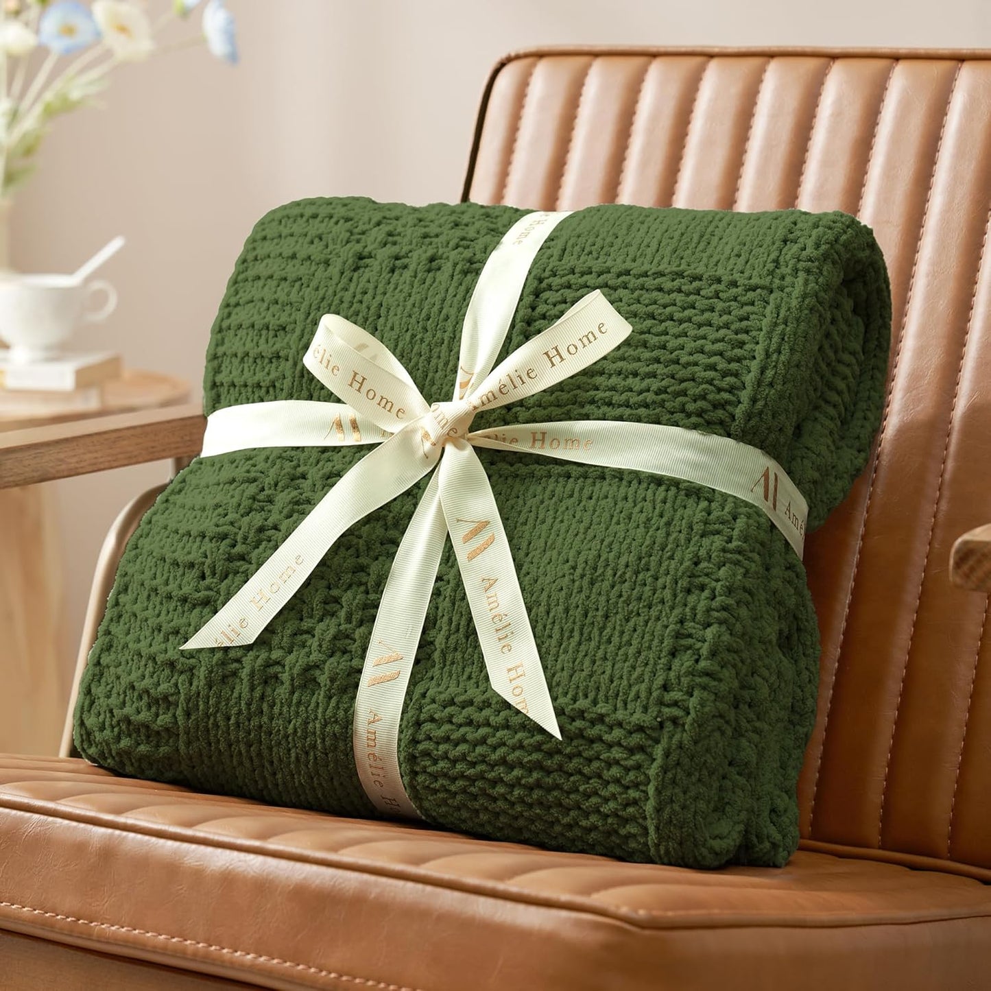 Amélie Home Checkered Chenille Knit Throw Blanket for Couch, Classic Texture Decorative Soft Blanket for Sofa, Chair & Bedroom, 50"x60", Olive Green