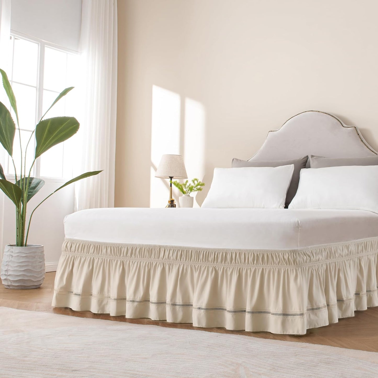 MIYE Wrap Around Ruffled Lace Bed Skirt, Elastic Dust Ruffle with Adjustable Belts, Easy to Put On, Bed Frame Cover, Machine Washable (Ruffled Lace/Beige, Full/Twin-18 Drop)
