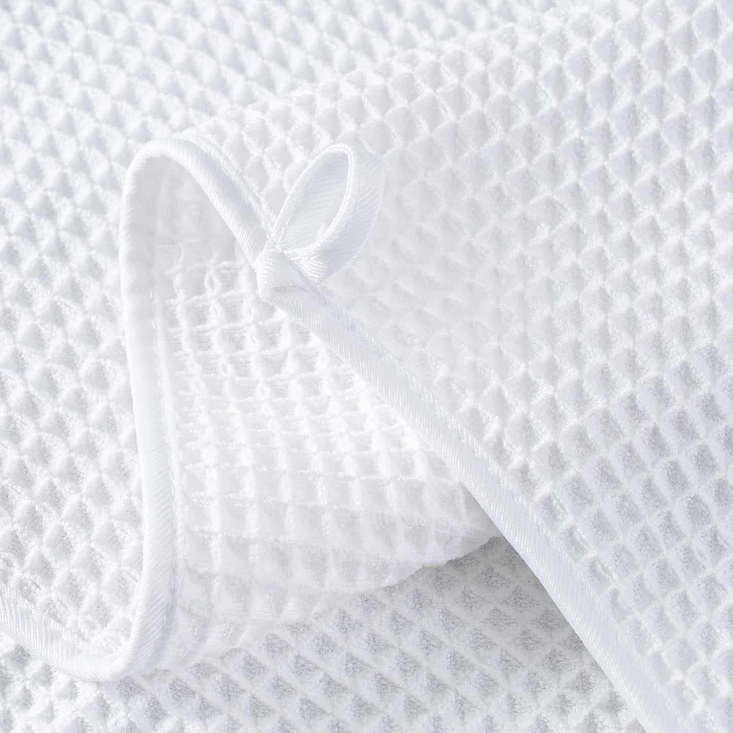 New Microfiber Waffle Bath Towels, 2 Pieces, Oversized, Soft, Absorbent, Fast Drying, Lint Free (Beige+White)