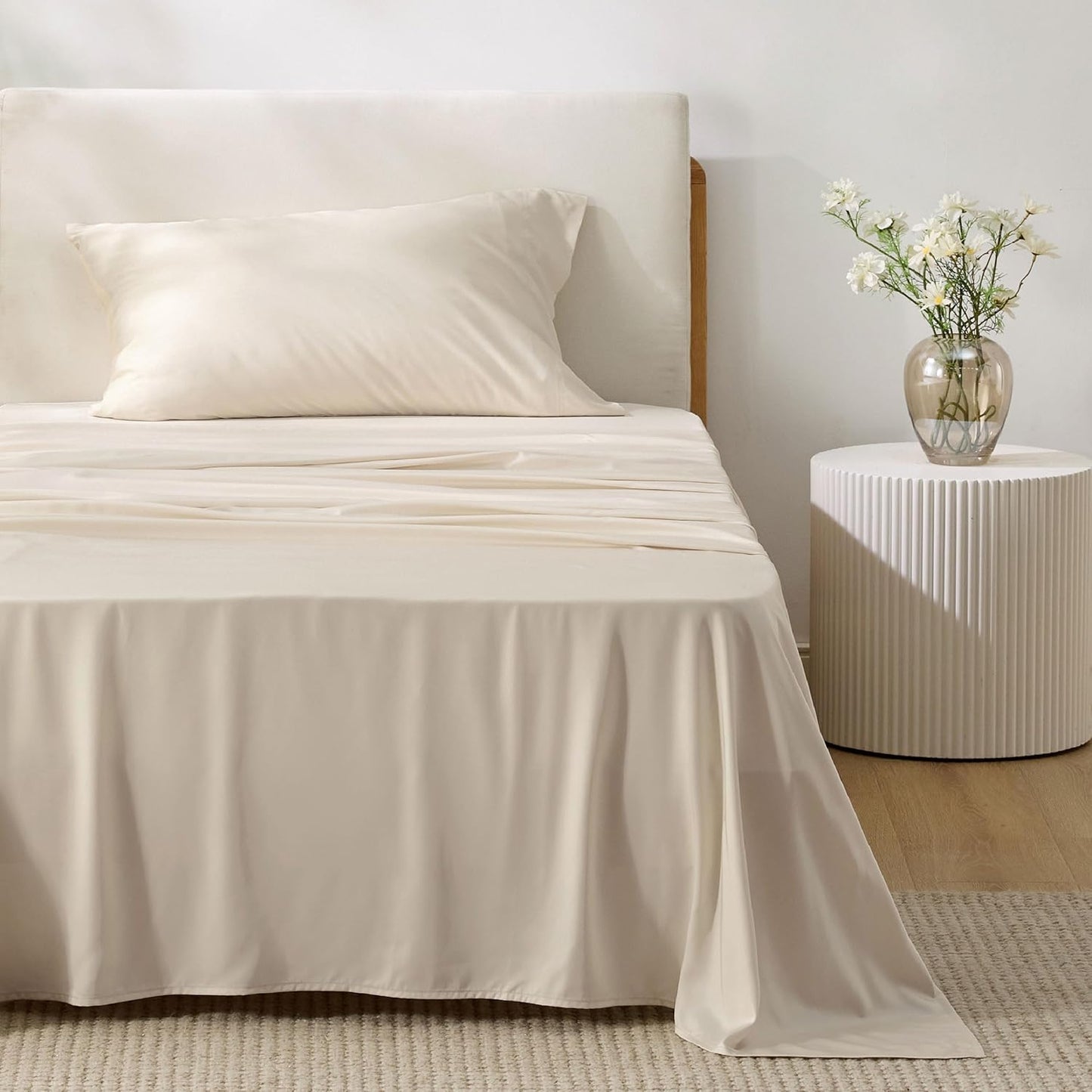 Bedsure Cooling Sheets Twin XL, Rayon Derived from Bamboo, Breathable & Soft Twin XL Sheet Sets, Deep Pocket Up to 16 Inches, Hotel Luxury Silky Dorm Bedding for Hot Sleepers, Light Beige