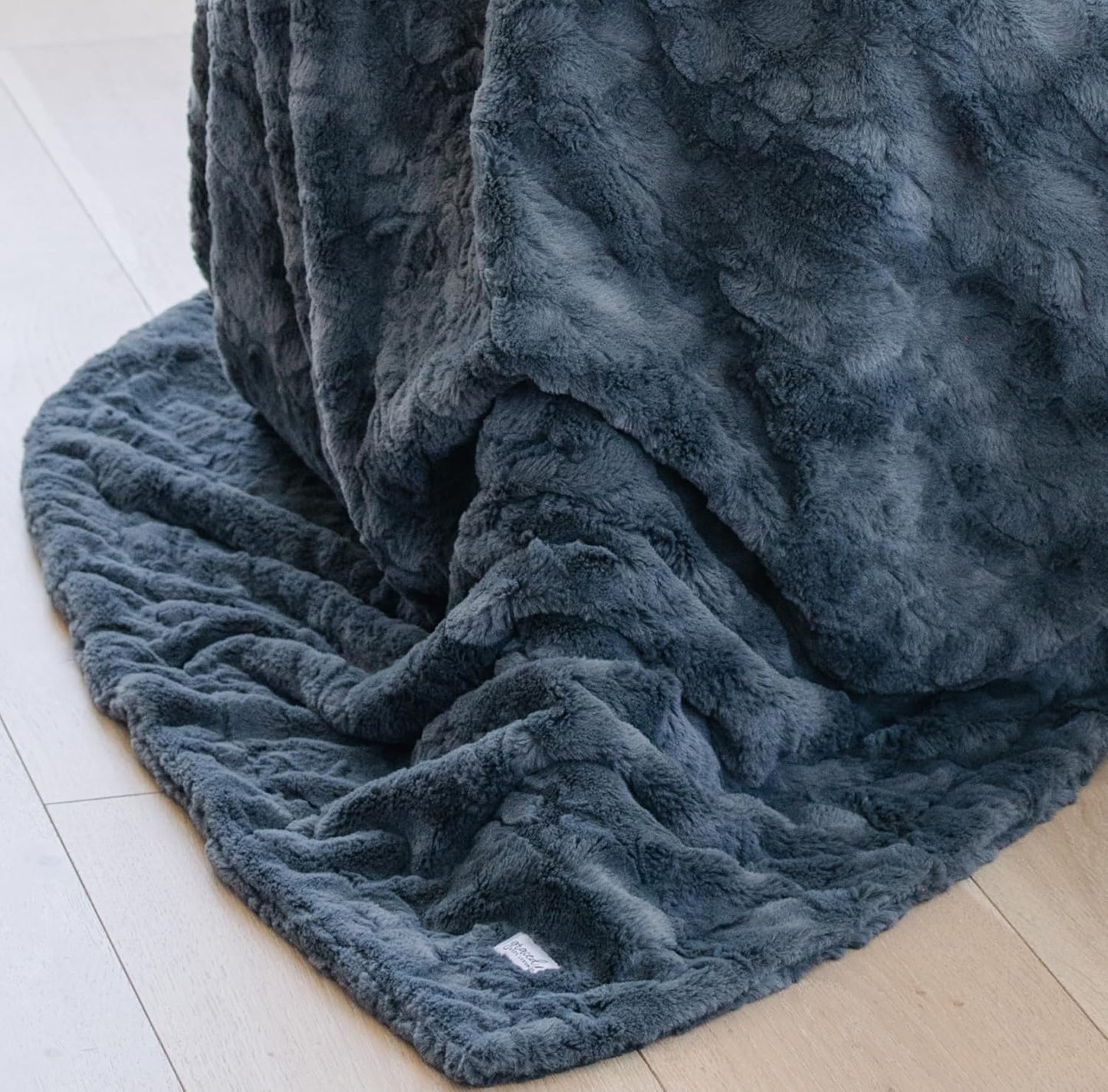 GRACED SOFT LUXURIES Charcoal Faux Fur Throw Blanket | Ultra Soft & Fluffy 50x60 inches | Cozy, Thick & Warm | Perfect for Bed or Couch | Kids & Adults