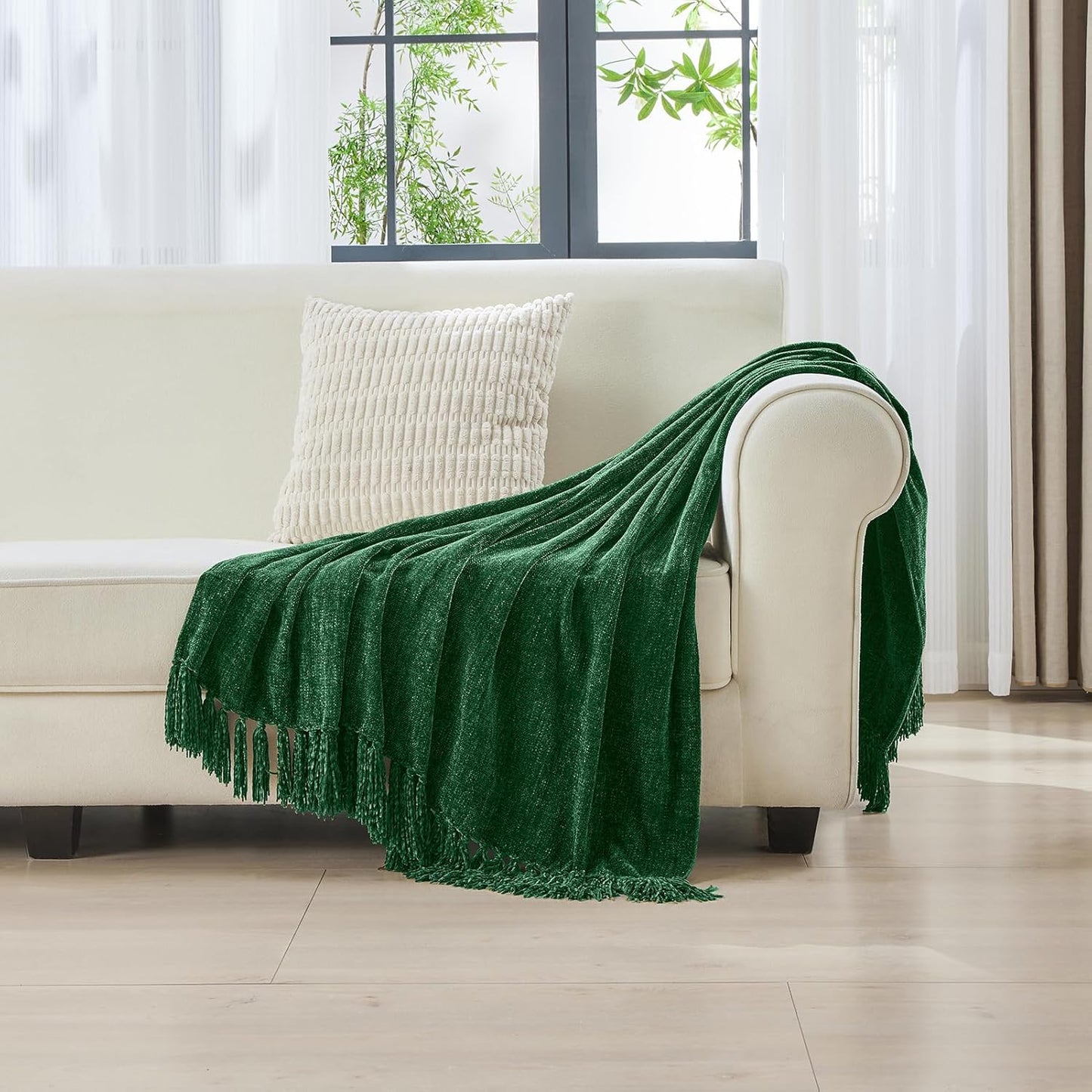 CozeCube Chenille Throw Blanket for Couch, Cozy Plush Fuzzy Decorative Christmas Green Blanket with Fringe Tassels, Lightweight Throws for Bed Sofa Gift Home Decor, 50"X60"