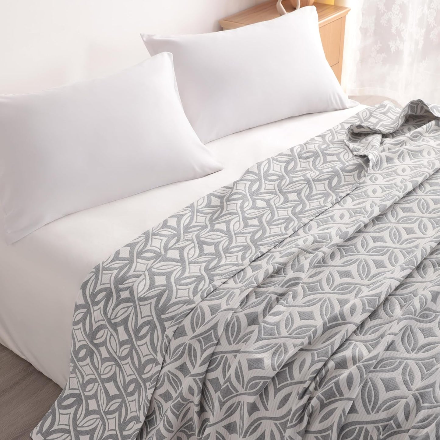 NTBAY 3 Layers Cotton Muslin 88x92 Queen Bed Blanket, Super Soft Breathable Thermal Yarn Dyed Quilt for Adults, Perfect Lightweight Blanket for Couch Sofa Bed All Seasons, Grey Twisted Line