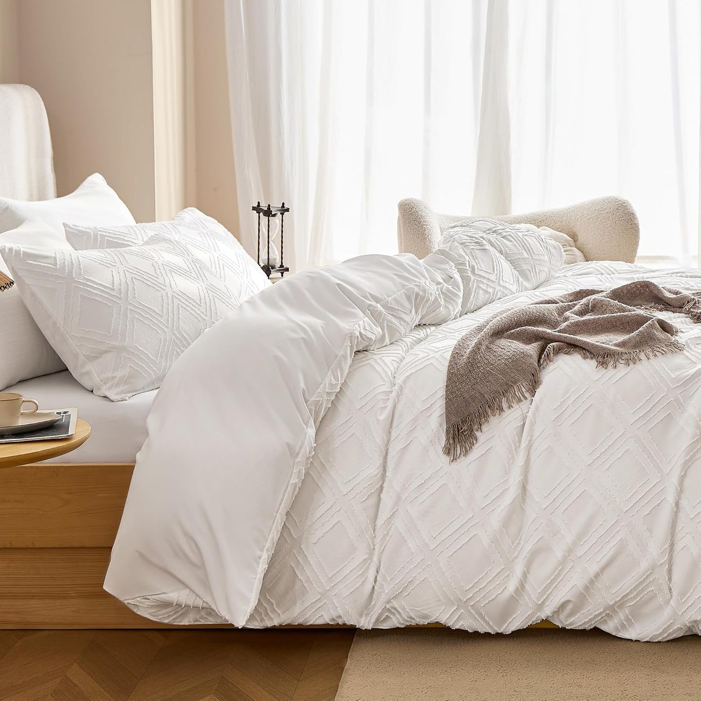 JELLYMONI Duvet Cover Twin Size Bright White - 3PCS Boho Duvet Cover Set Plaid Polyester Tufted Bohemian Jacquard Knit Textured Comforter Cover 68×90in Rhombic Geometric Pattern Corner Ties & Zipper