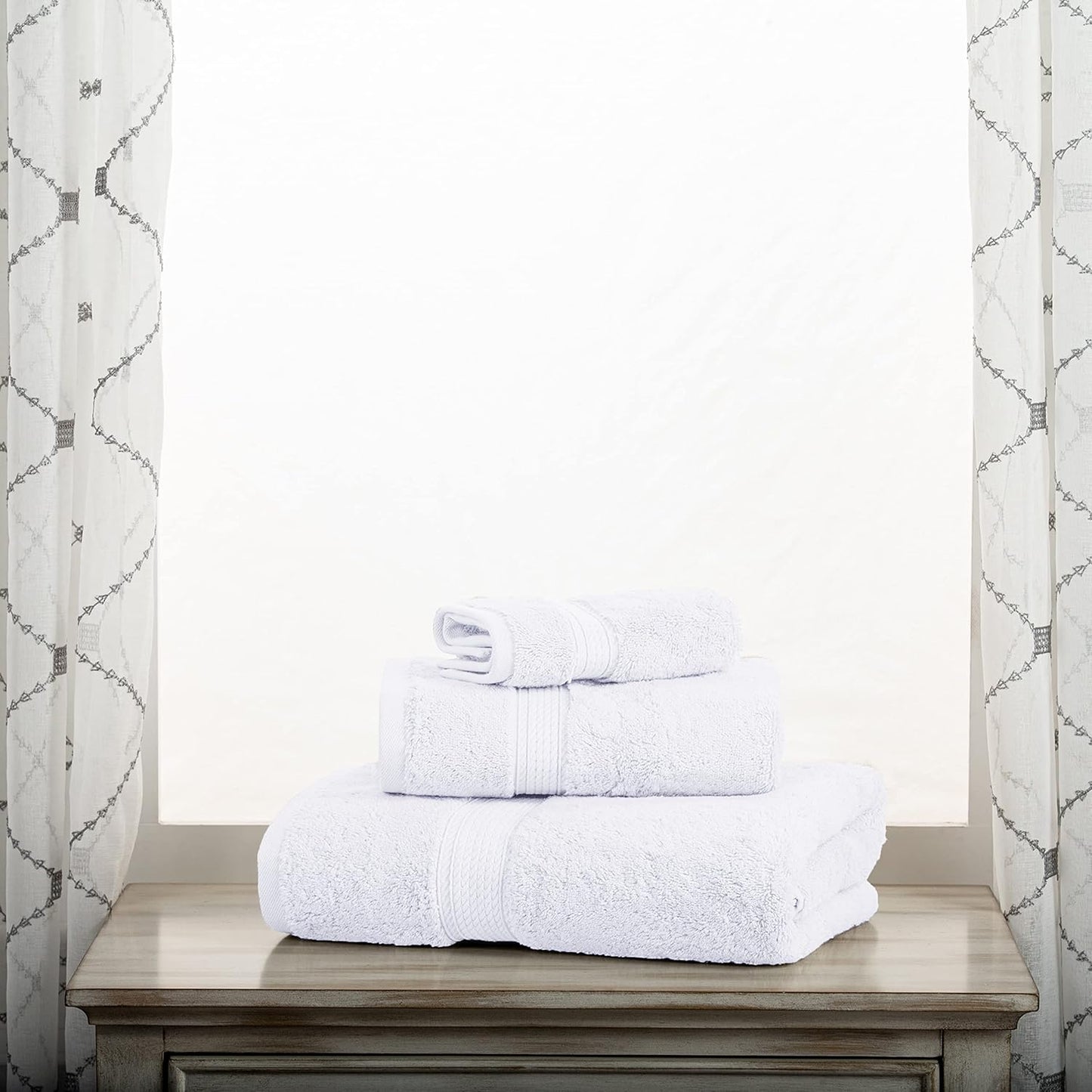 Superior Egyptian Cotton Pile 3 Piece Towel Set, Includes 1 Bath, 1 Hand, 1 Face Towel/Washcloth, Ultra Soft Luxury Towels, Thick Plush Essentials, Guest Bath, Spa, Hotel Bathroom, White