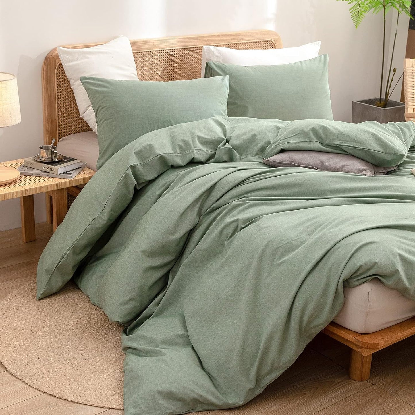 BESTOUCH Duvet Cover Set 100% Washed Cotton Linen Feel Super Soft Comfortable Chic Lightweight 3 PCs Home Bedding Set Solid Green Oversized Queen