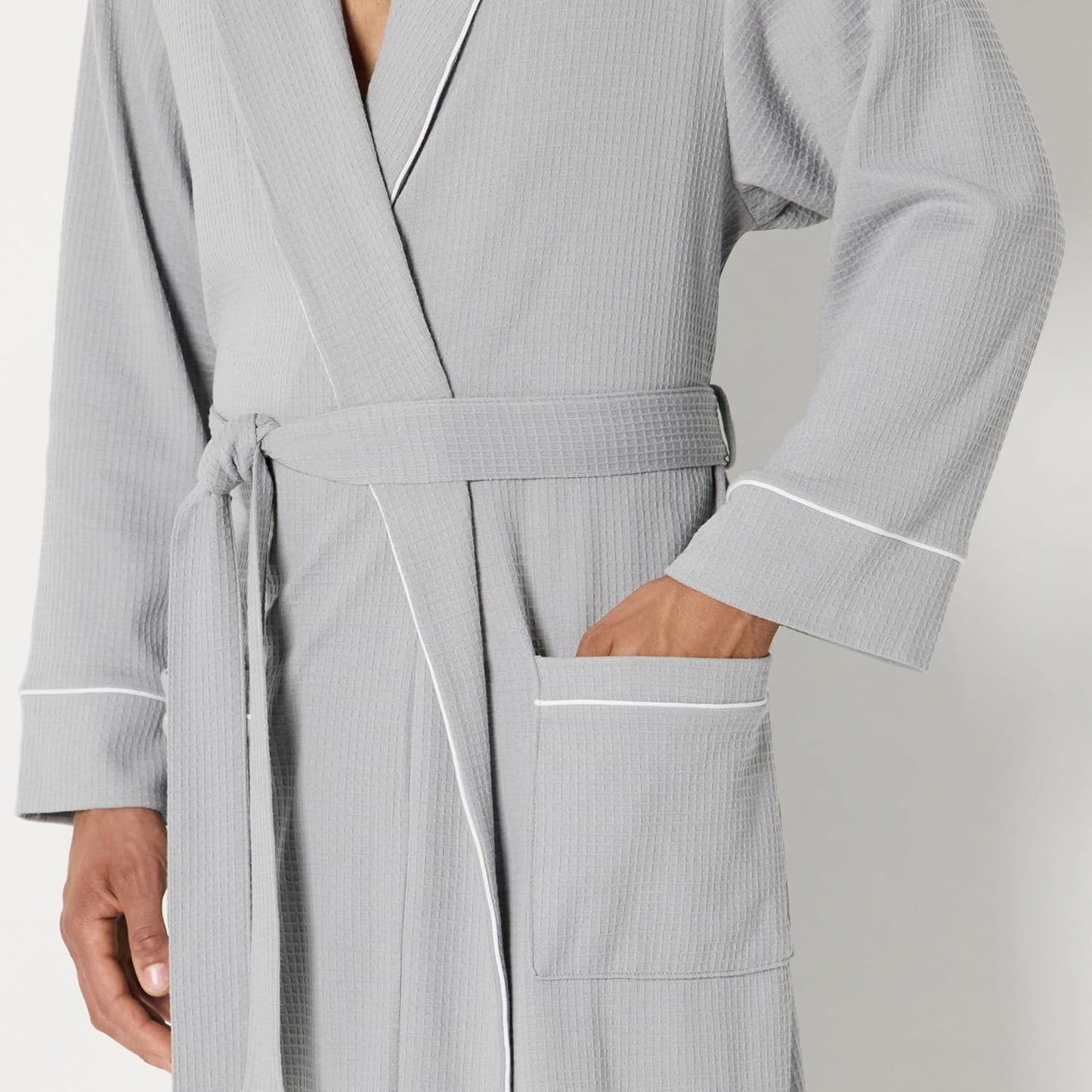 Amazon Essentials Mens Lightweight Waffle Bathrobe (Available in Big & Tall)