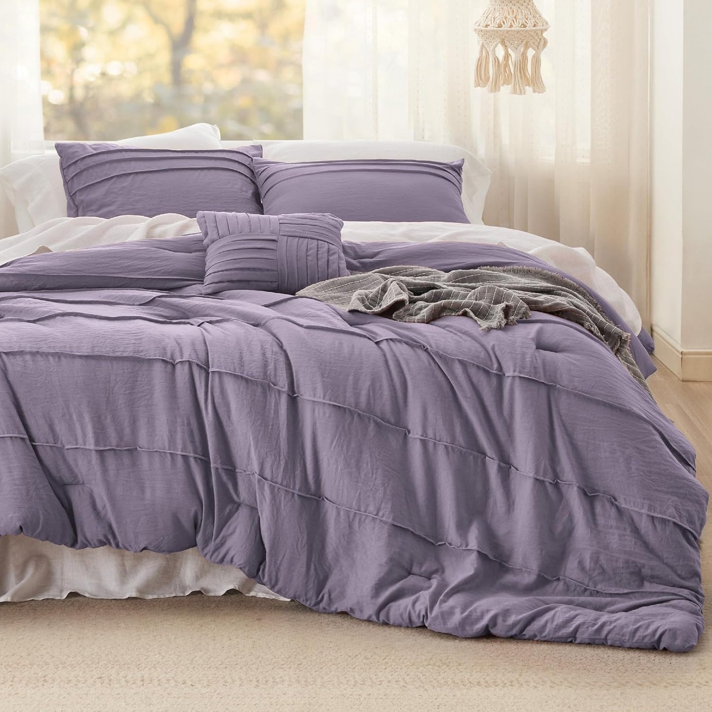 Bedsure Purple King Size Comforter Set - 4 Pieces Pinch Pleat Bed Set, Down Alternative Bedding Sets for All Season, 1 Comforter, 2 Pillowcases, 1 Decorative Pillow