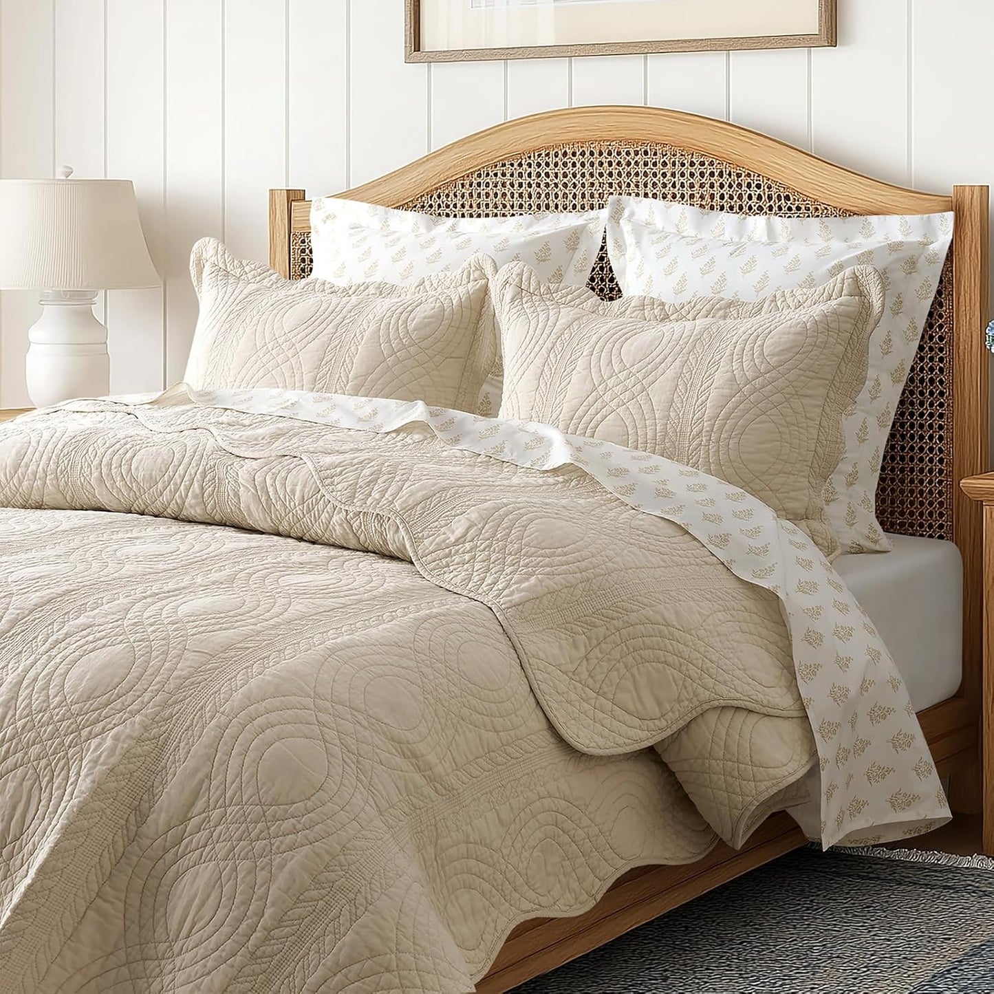 EVERGRACE 100% Cotton Scallop Quilt Set, Queen Size 3 Piece Set – Lightweight Bedspread with 2 Shams, Soft Prewashed Matelasse Coverlet for Cozy and Elegant Bedding, Flax Beige
