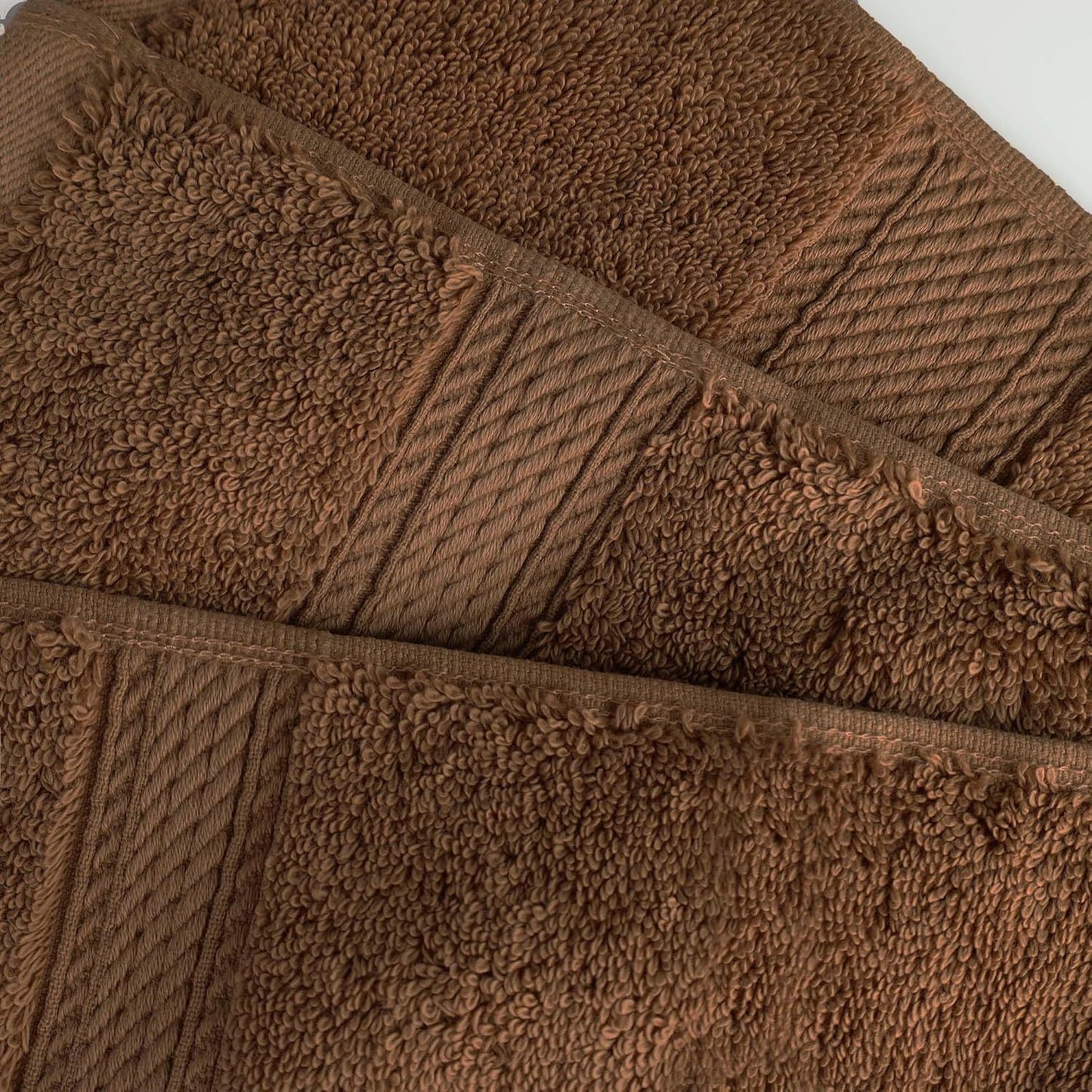 SUPERIOR Egyptian Cotton Pile Bath Towel Set of 4, Ultra Soft Luxury Towels, Thick Plush Essentials, Absorbent Heavyweight, Guest Bath, Hotel, Spa, Home Bathroom, Shower Basics, Chocolate