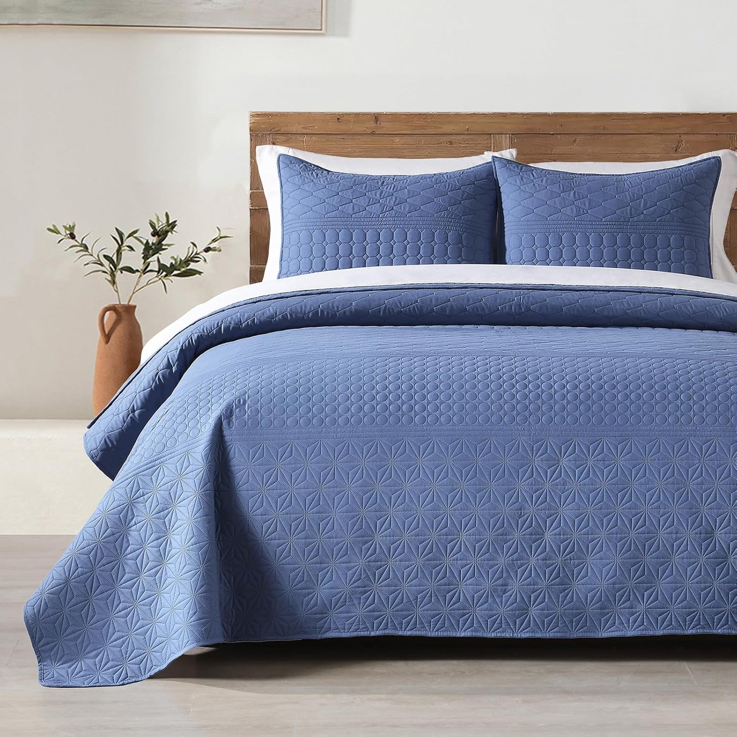 HORIMOTE HOME Denim Blue Queen Size Quilt Set - Soft Microfiber Bedspread with 2 Shams, Lightweight & All-Season Geometric Coverlet for Cozy Bedding