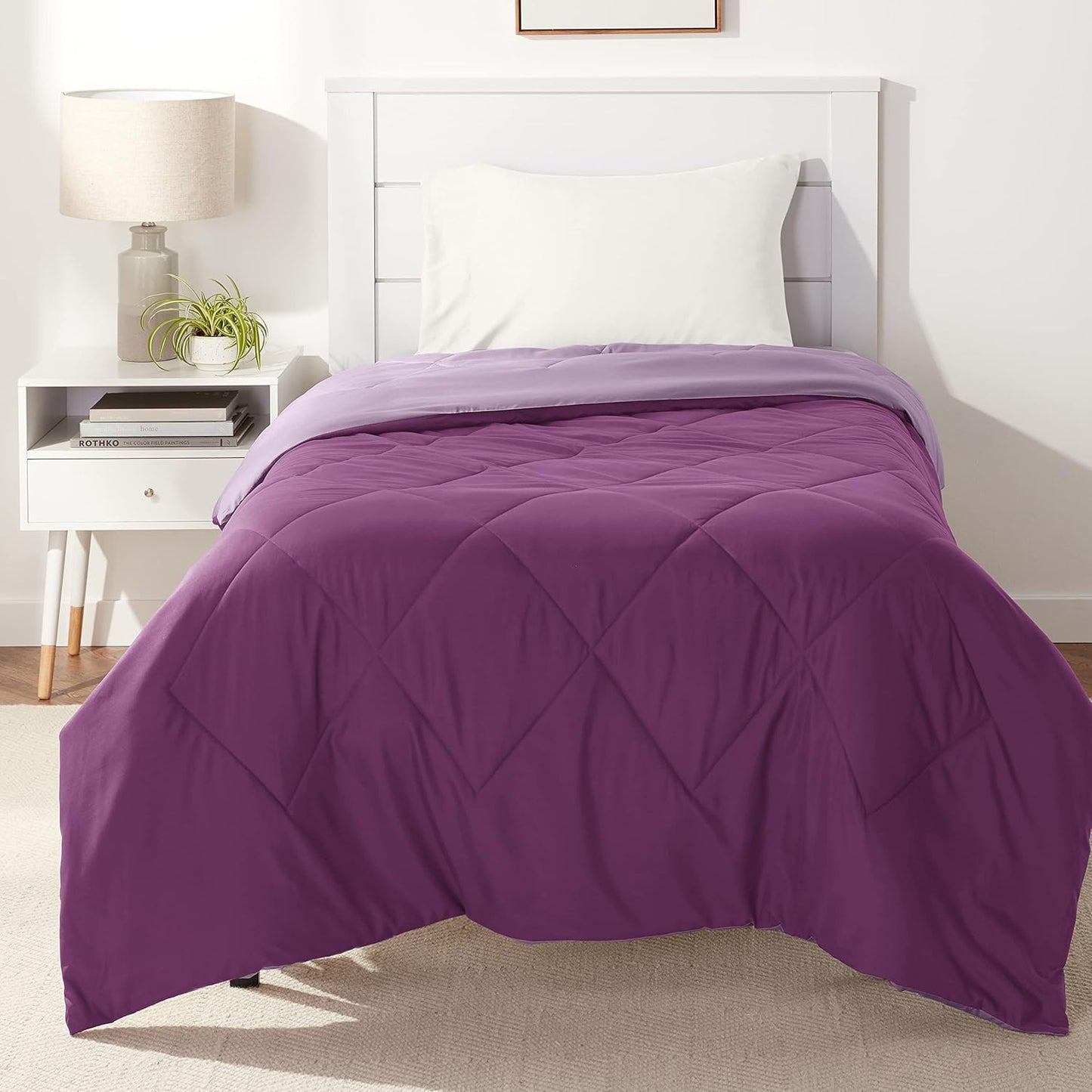 Amazon Basics Comforter Blanket Twin/Twin XL, Reversible Lightweight Microfiber All Season Blanket, Plum/Light Purple