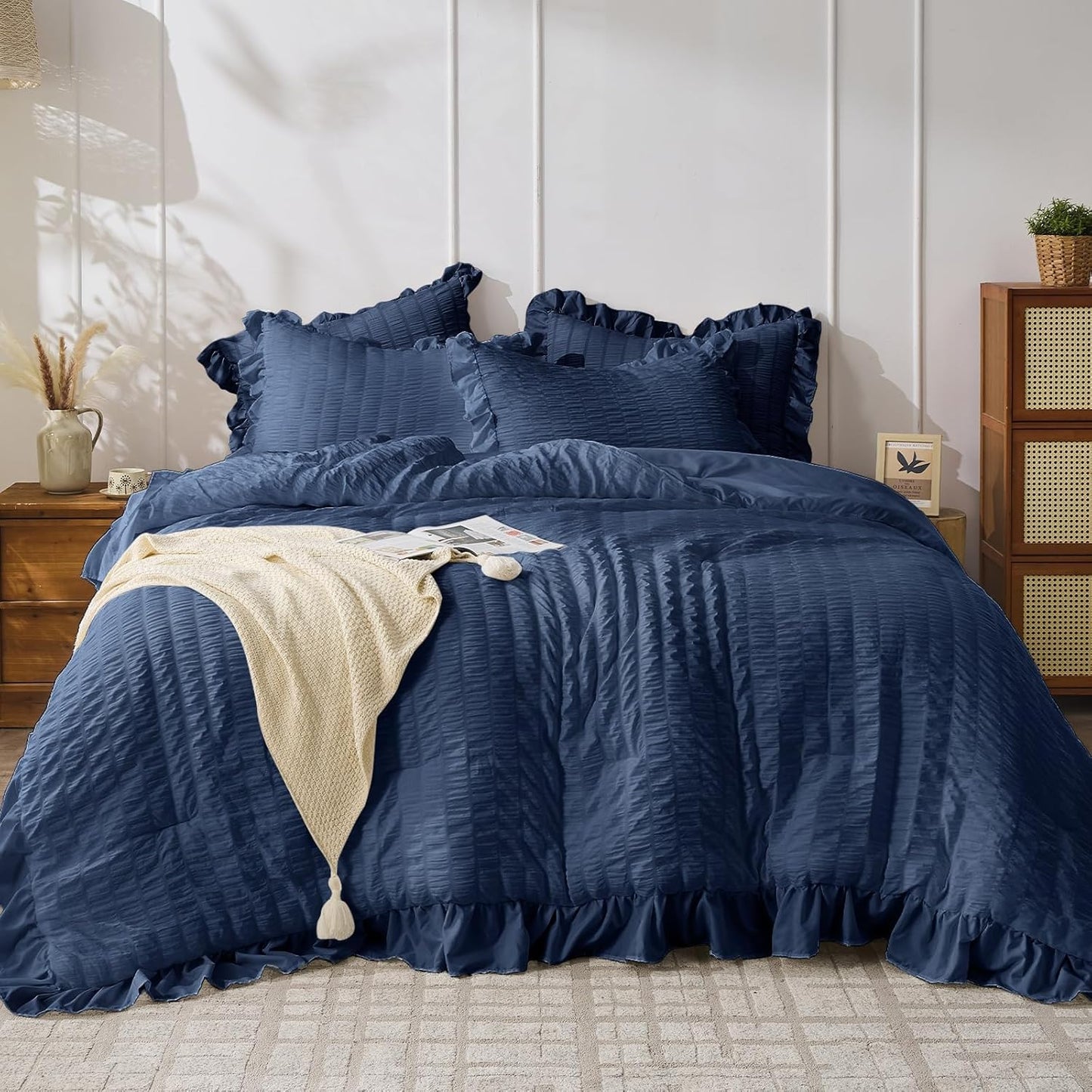 JOLLYVOGUE Navy Blue King Comforter Set, 3 Pieces Seersucker Comforters King Size, Lightweight & Fluffy Bedding Sets King for All Season with 1 Ruffle Comforter and 2 Ruffle Pillowshams