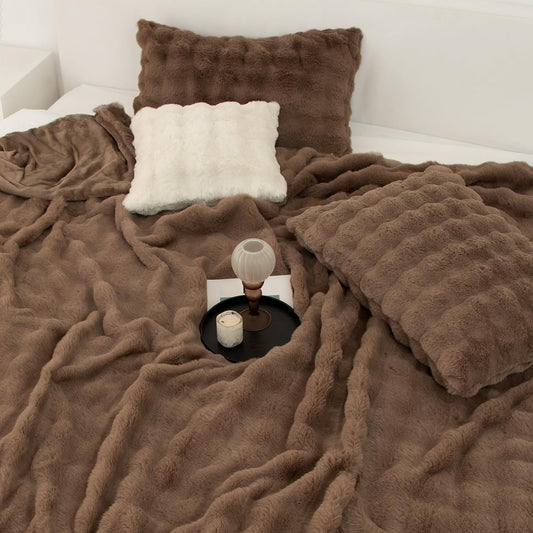 Faux Rabbit Fur Bubble Electric Blanket Queen Camel - Fluffy Thick Heated Blanket with Dual Control, 6 Heating Levels & 10 Timer Settings, Overheat Protection, Room Home Decor (84" x 90")