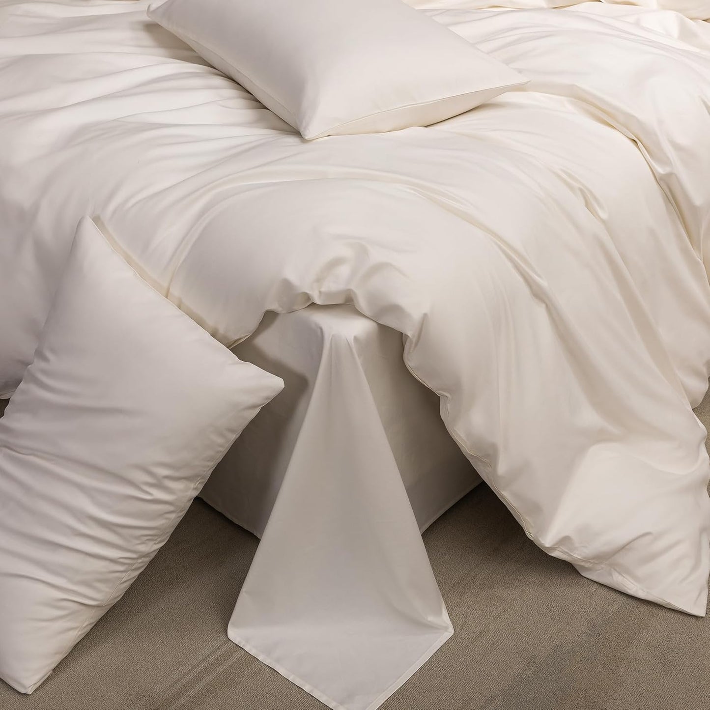 MooMee Duvet Cover Set 100% Extra Long Staple Cotton 600 Thread Count Silky Sateen Smooth Luxury Soft Breathable Durable Hotel Quality Bedding, 3 Pieces (Creamy White, Oversized Queen 98"x98")