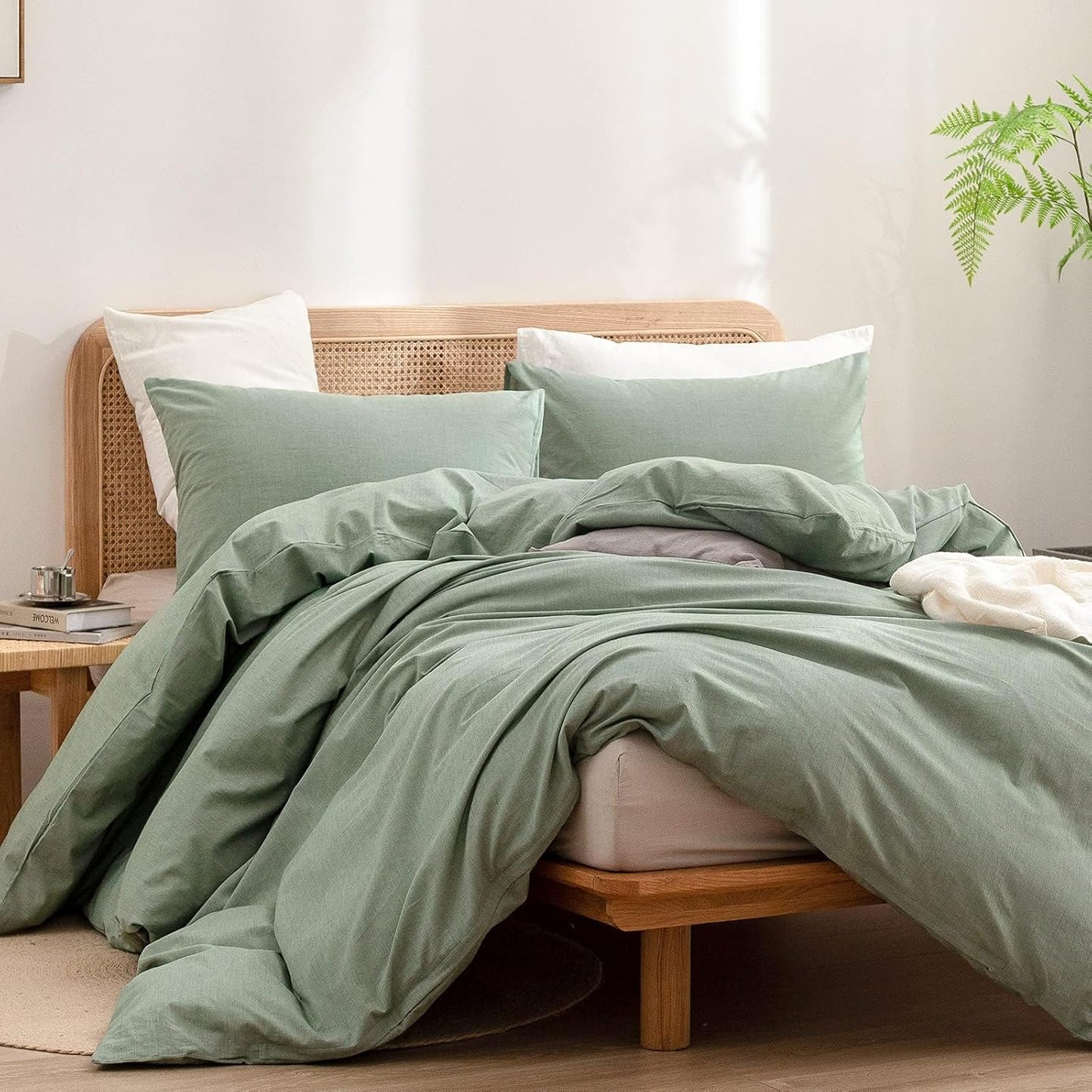 BESTOUCH Duvet Cover Set 100% Washed Cotton Linen Feel Super Soft Comfortable Chic Lightweight 3 PCs Home Bedding Set Solid Green Oversized Full