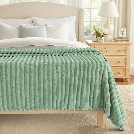 decorUhome Christmas Soft Fleece Sage Green Blanket Queen Size for Bed, Cozy Fluffy Plush Flannel Large Striped Throws for Couch Sofa, Lightweight Decorative Fuzzy Blanket for Woman, 90x90 Inches