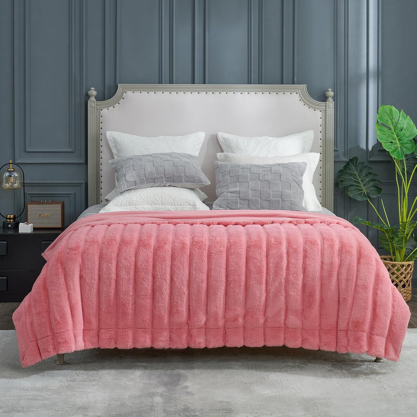Cozy Bliss Faux Fur Throw Blanket for Couch, Cozy Warm Plush Striped Blanket for Sofa Bedroom Living Room, 90 * 90 Inches Pink