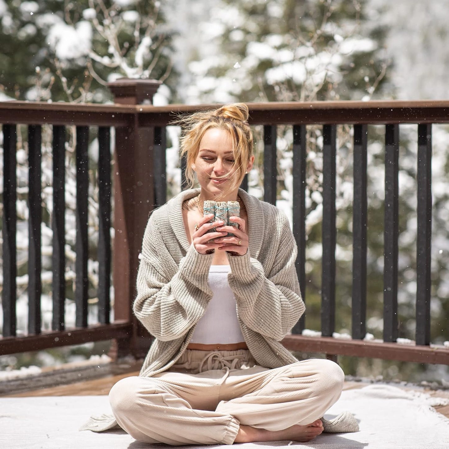 JL Local 20 White Sage Smudge Sticks 4-Inch Sustainably Grown, Intended for Personal Spiritual Growth, Stress Relief and Smudging ~ Smoke Cleansing ~ Wholesale/Bulk Sage