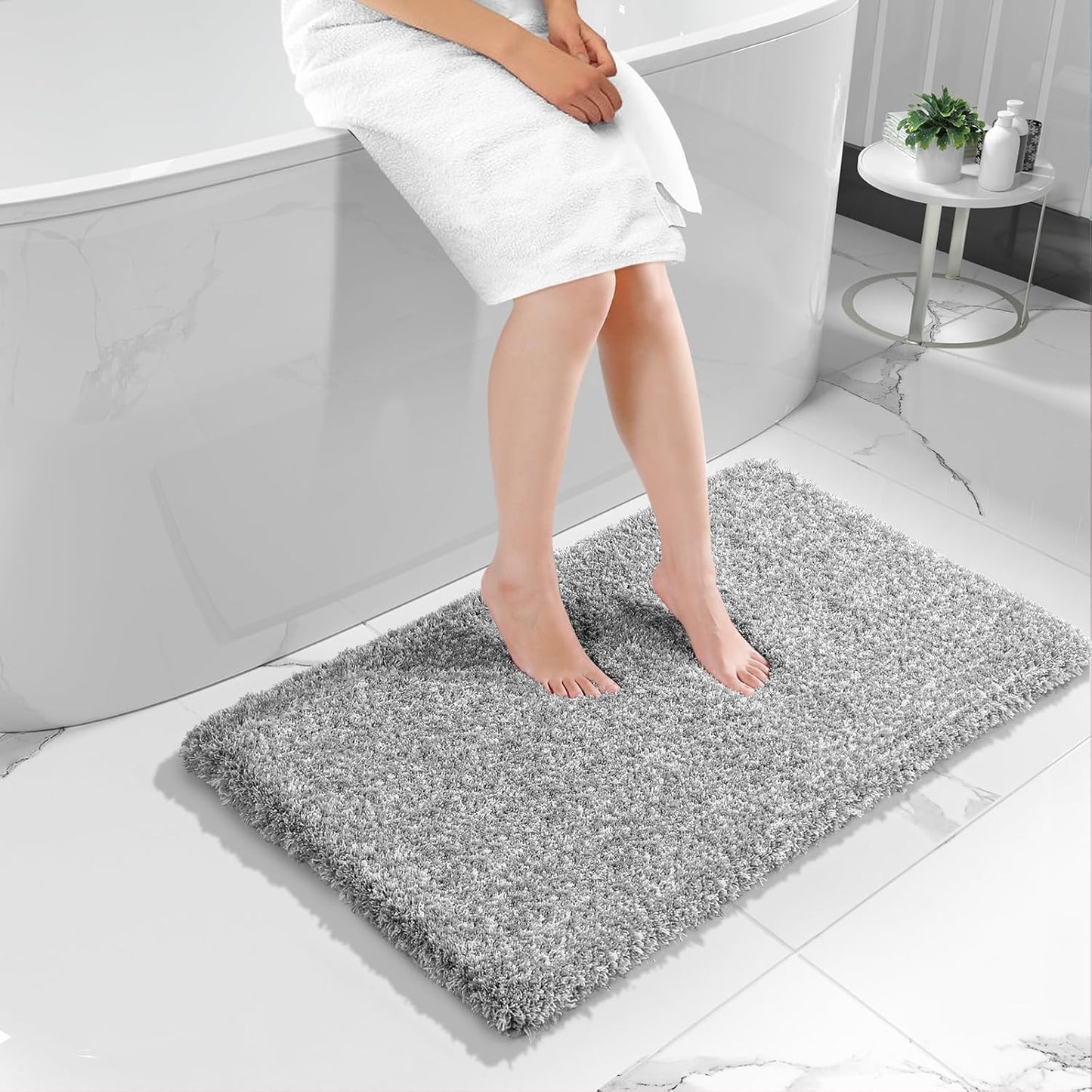 Yimobra Luxury Bathroom Rugs, Fluffy Bath Mats, Non Slip, Water Absorbent Microfiber, Machine Washable, Plush Carpet Shower Rugs, Thick Matts for Bathroom Floor&Tub, 44"x 24", Light Gray and White