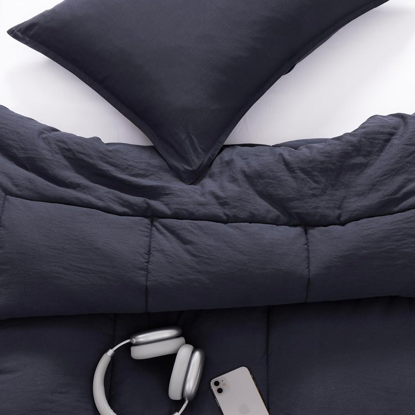 UGG Twin/XL Twin Comforter Set with 1 Pillow Sham, Lightweight Down Alternative Blanket, All Season, Washable & Hypoallergenic Bedding Set for College Apartment or Dorm Essentials, Navy Blue (Lenora)