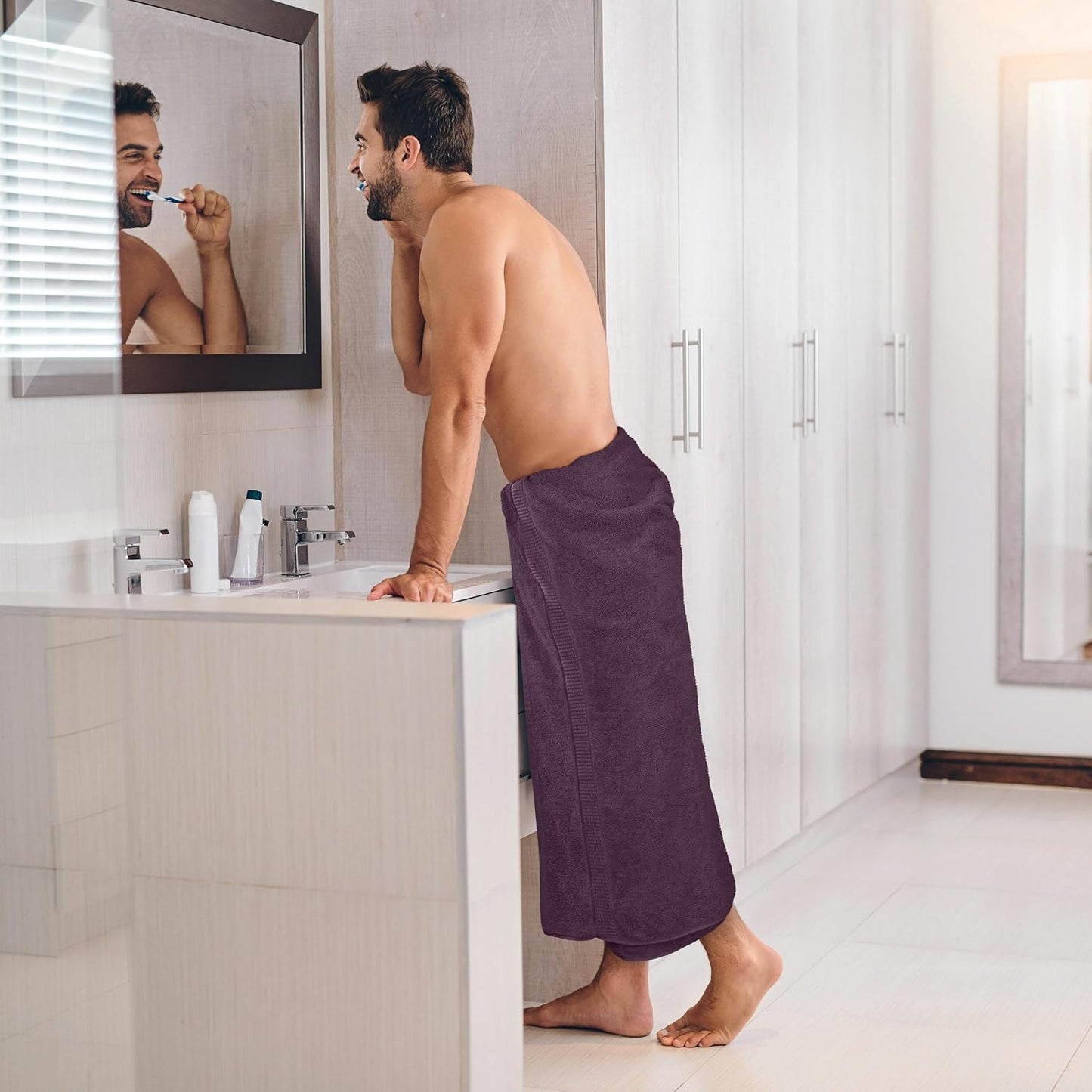 Utopia Towels Luxurious Jumbo Bath Sheet 2 Piece, 600 GSM, 35 by 70 Inches, 100% Ring Spun Cotton, Highly Absorbent and Quick Dry Extra Large Bath Towel, Super Soft Towel, Plum