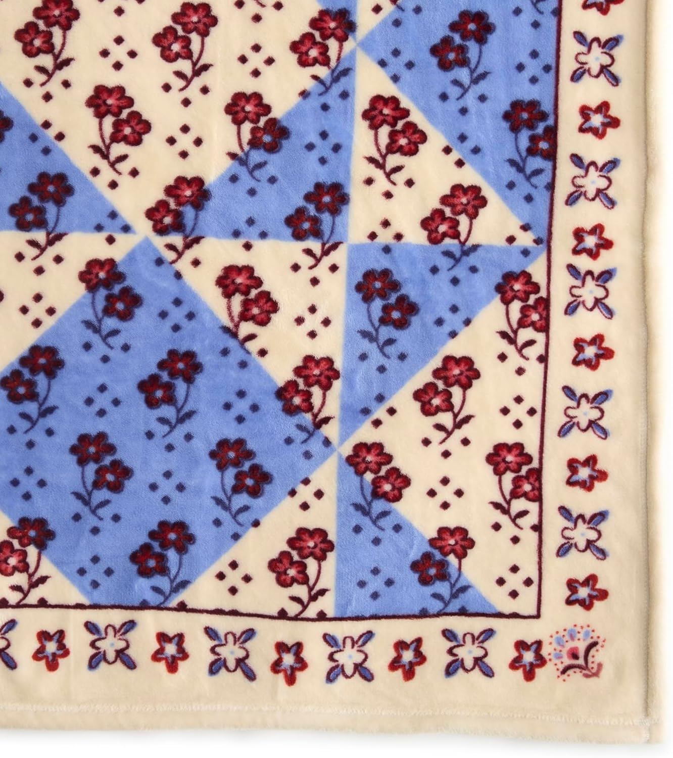 Vera Bradley Women's Disney Fleece Plush Throw Blanket