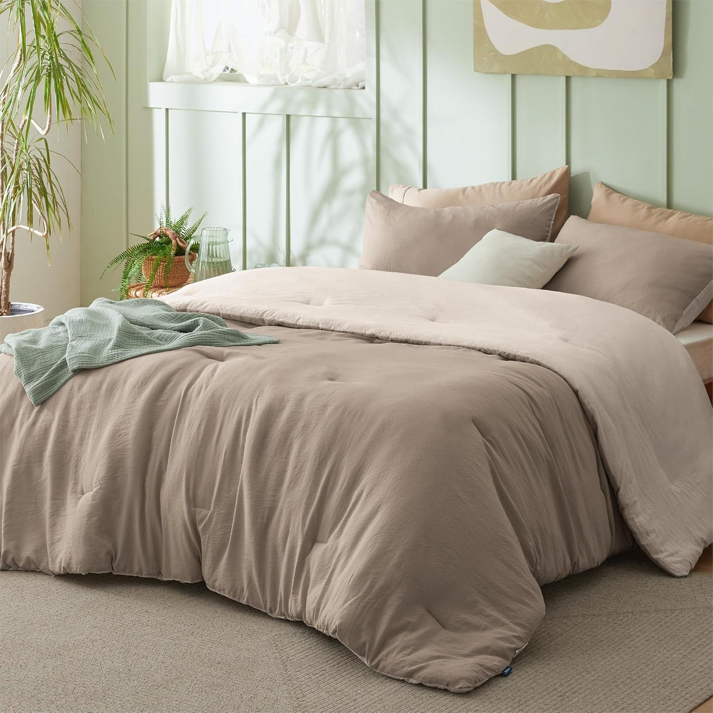 Bedsure Queen Size Comforter Set, Reversible Khaki Soft Prewashed Bedding for All Seasons, 3 Pieces Warm Down Alternative Bed Set, 1 Lightweight Comforter (90"x90") and 2 Pillowcases (20"x26")