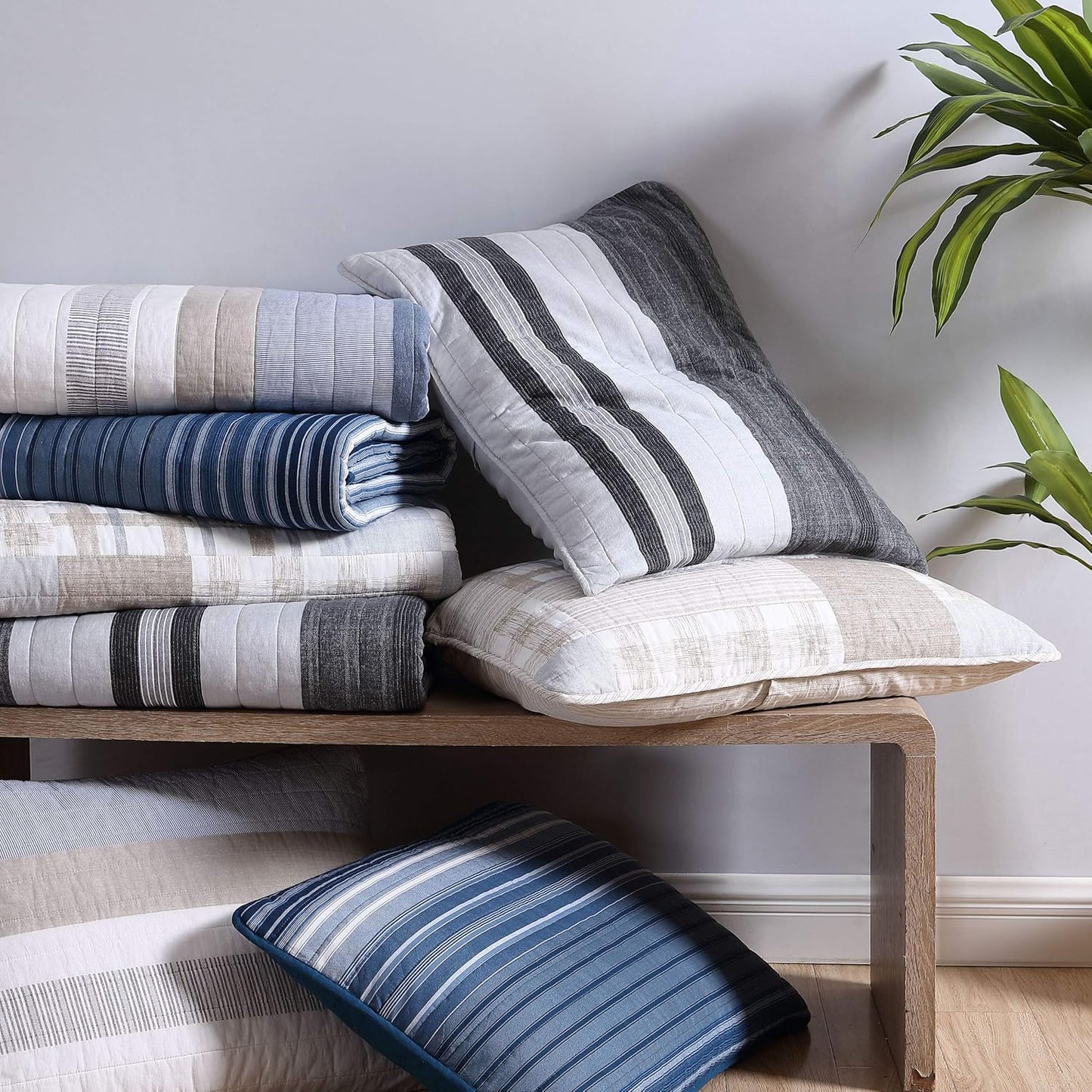 Nautica - King Quilt, Cotton Reversible Bedding, Home Decor for All Seasons (Tideway Tan/Grey, King)