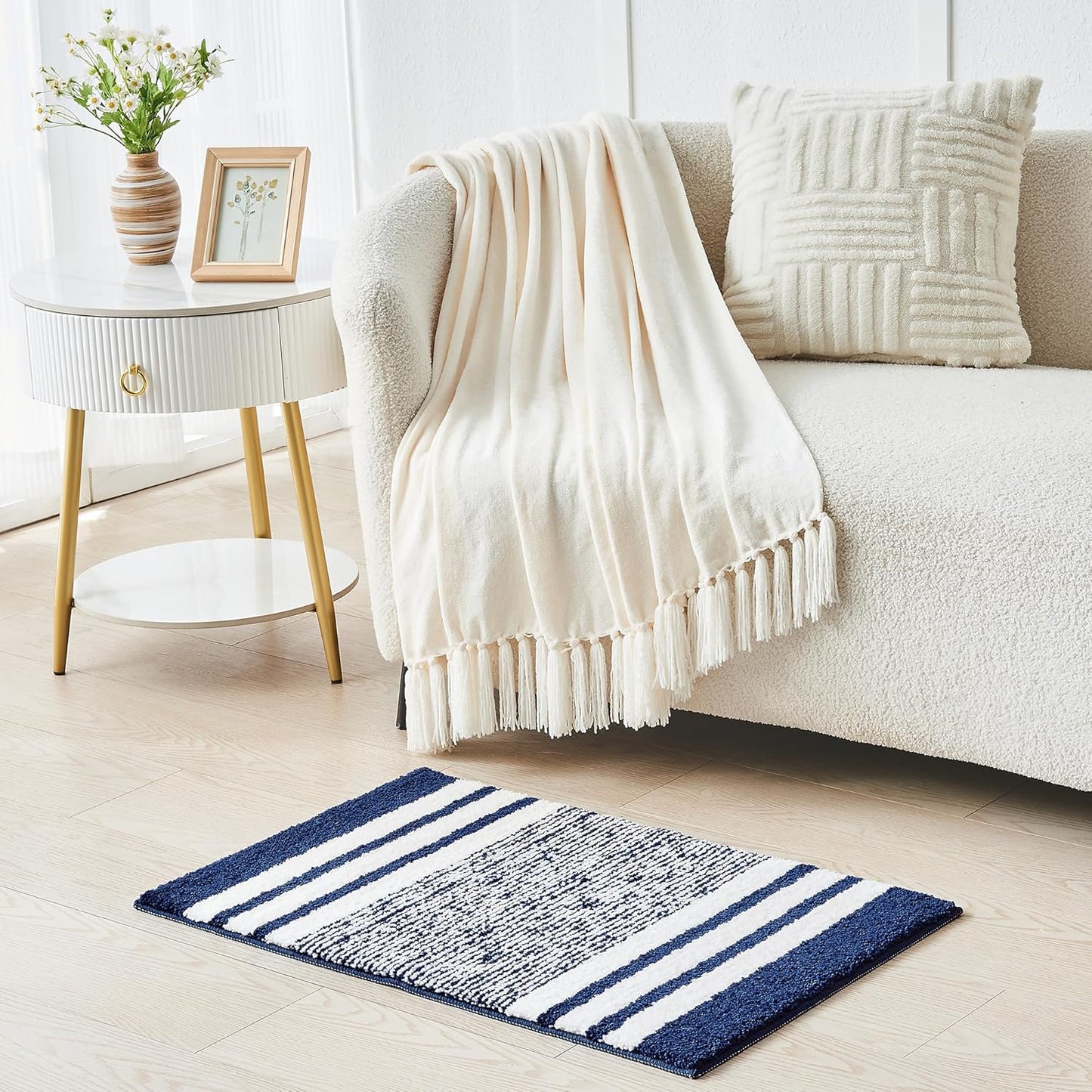 CozeCube Bath mats for Bathroom Non Slip, Fluffy Absorbent Microfiber Bath mat Washable, Aesthetic Bathroom Rugs, Small Navy Blue Striped Bath mat, Navy Blue, 24" x 16"