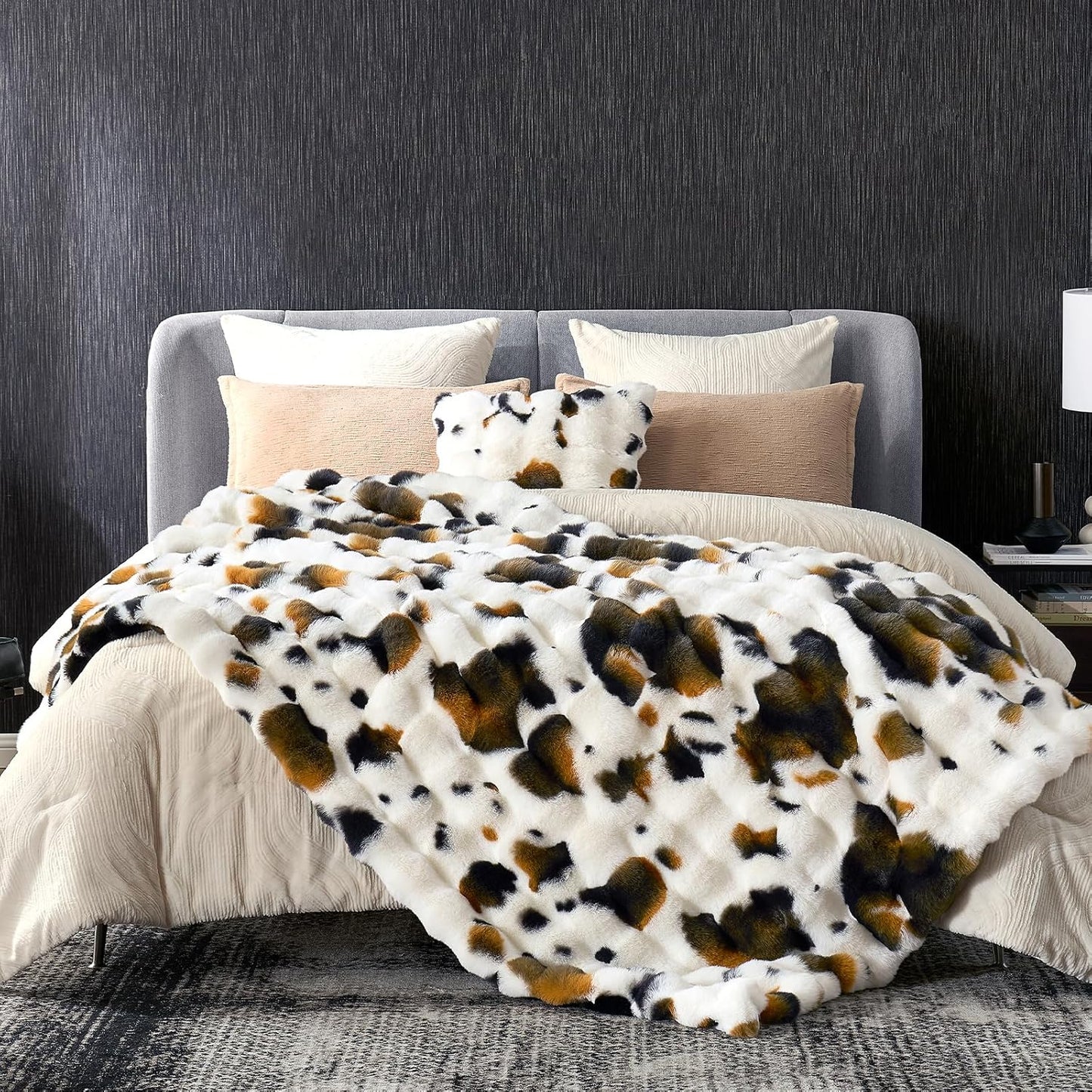 Cozy Bliss Cow Print Faux Fur Throw Blanket for Couch, Fuzzy Soft Plush Thick Bubble Blanket for Sofa Bedroom Living Room, 60x80 Inches