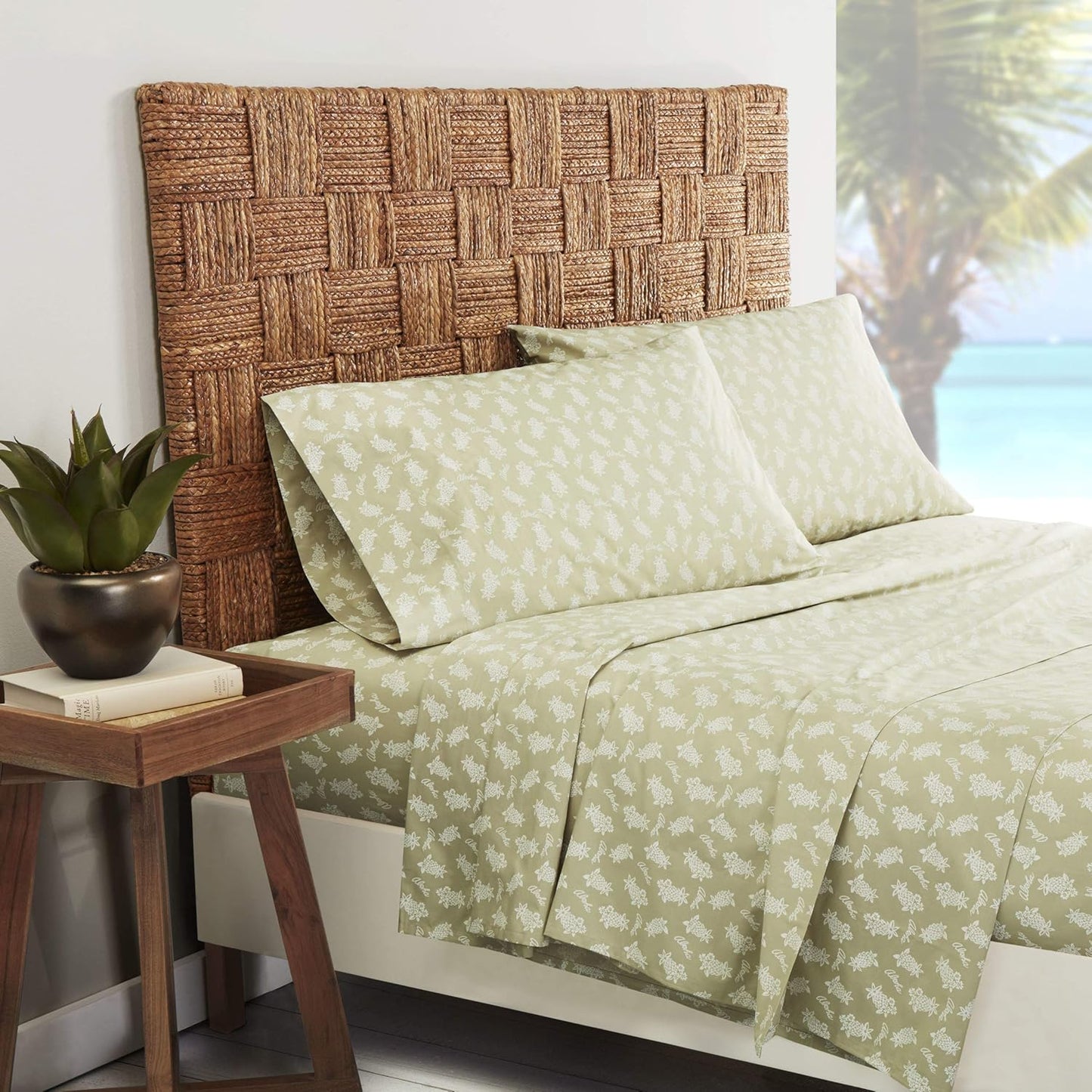 Tommy Bahama - Queen Sheets, Cotton Percale Bedding Set, Crisp & Cool, Stylish Bedding Set (Aloha Pineapple Green, Queen)