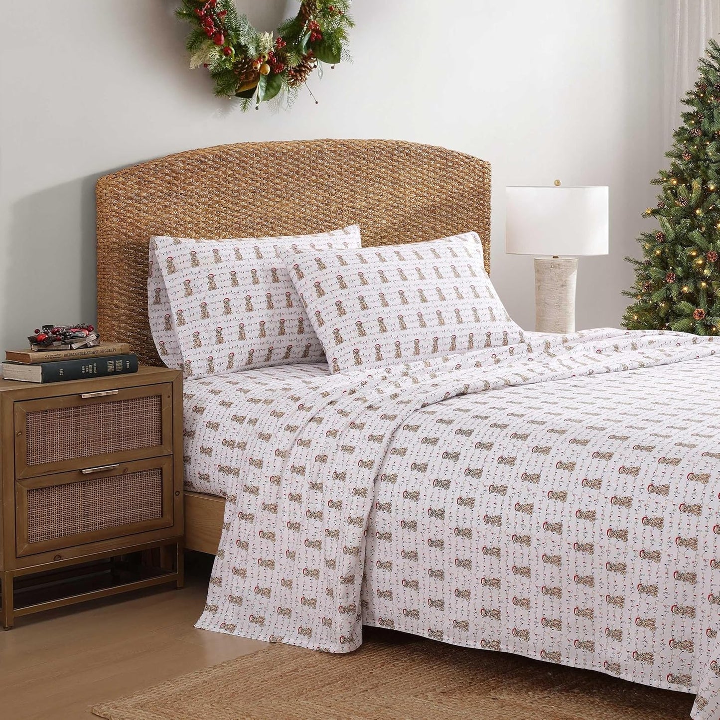 Tommy Bahama - Queen Size Sheet Set, Crisp & Cool Cotton Percale Bedding with a Smooth Lightweight Feel, 4 Piece Holiday Bed Sheets with Matching Pillowcases (Wrapped Up Red)