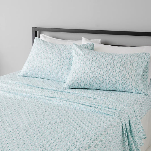Amazon Basics Lightweight Super Soft, Breathable Easy Care Microfiber 4 Piece Bed Sheet Set With 14" Deep Pockets, King, Aqua Fern, Printed