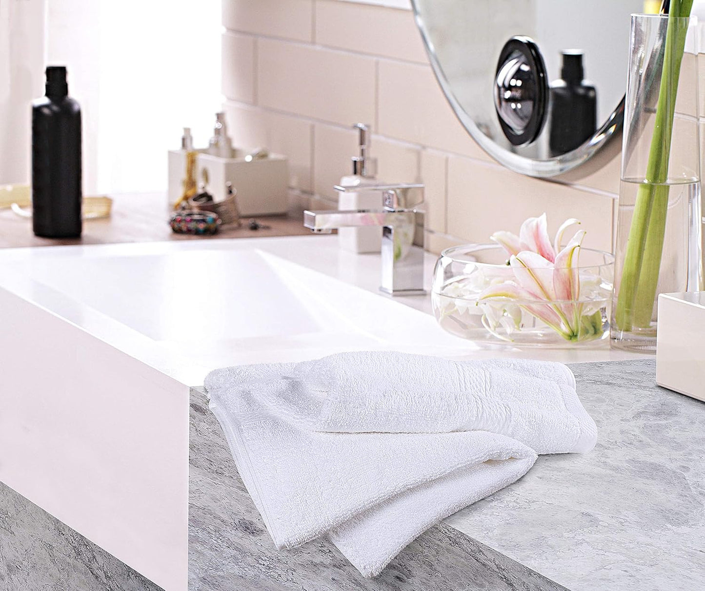 Utopia Towels 6 Pack Premium Hand Towels Set, 16 by 28 inches, 100% Ring Spun Cotton, Ultra Soft and Highly Absorbent 600GSM Towels for Bathroom, Gym, Shower, Hotel, and Spa, White