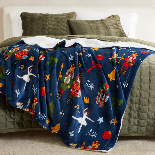 Fleece/Sherpa Christmas Throw - Super Soft Holiday Printed Blanket for Couch, Chair, or Bed - Cozy, Luxurious Plush - 50" x 60", Holiday Cats