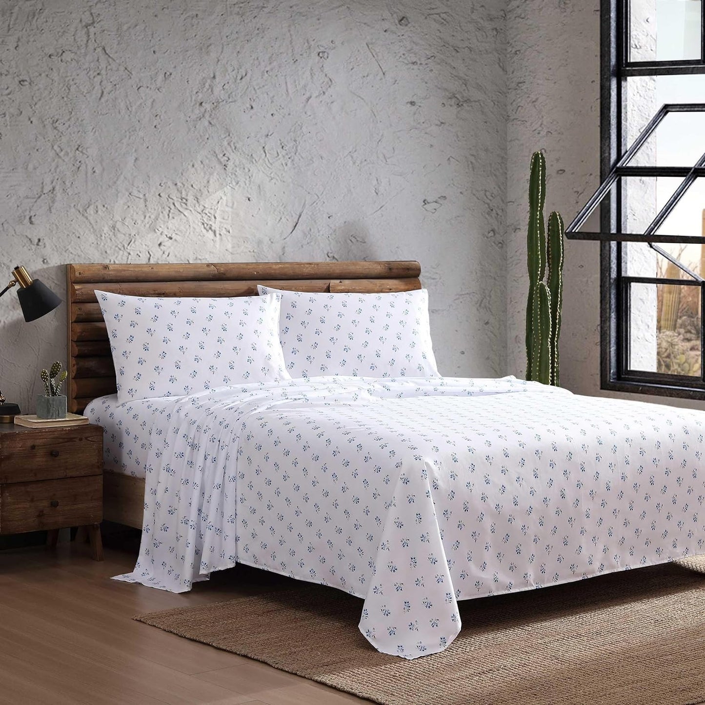 Wrangler - King Bed Sheets, Ultra-Soft & Lightweight Bedding with Matching Pillowcases, Lightweight Bed Set for All Season Comfort, Oeko-Tex Certified (Sketchy Ditsy Blue)