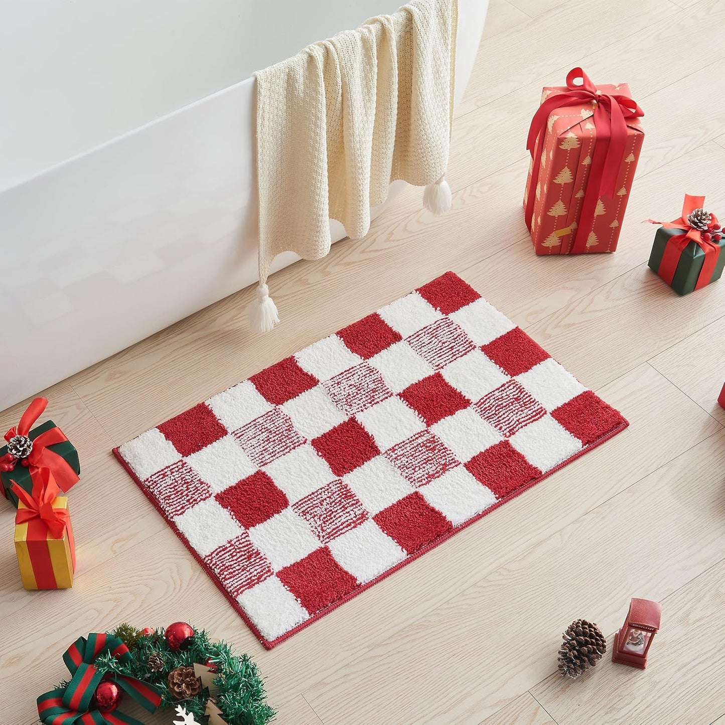 CozeCube Bath mats for Bathroom Non Slip, Fluffy Absorbent Microfiber Bath mat Washable, Aesthetic Bathroom Rugs, Large Christmas Red Checkered Bath mat, Christmas Red, 36" x 24"