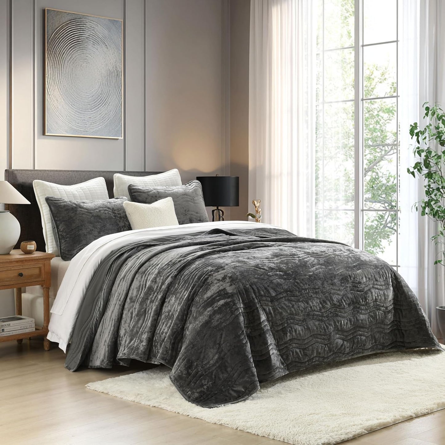 Velvet Quilt Set, Grey Velvet Quilt Queen Size Comforter Set, Luxury Bedding Soft Plush Bedspread, Machine Washable Coverlet,All-Season 3 Pieces