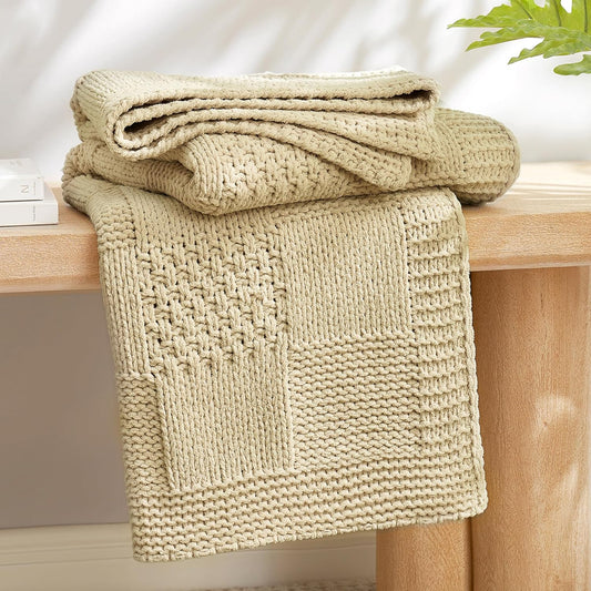 Amélie Home Checkered Chenille Knit Throw Blanket for Couch, Classic Texture Decorative Soft Blanket for Sofa, Chair & Bedroom, 50"x60", Beige