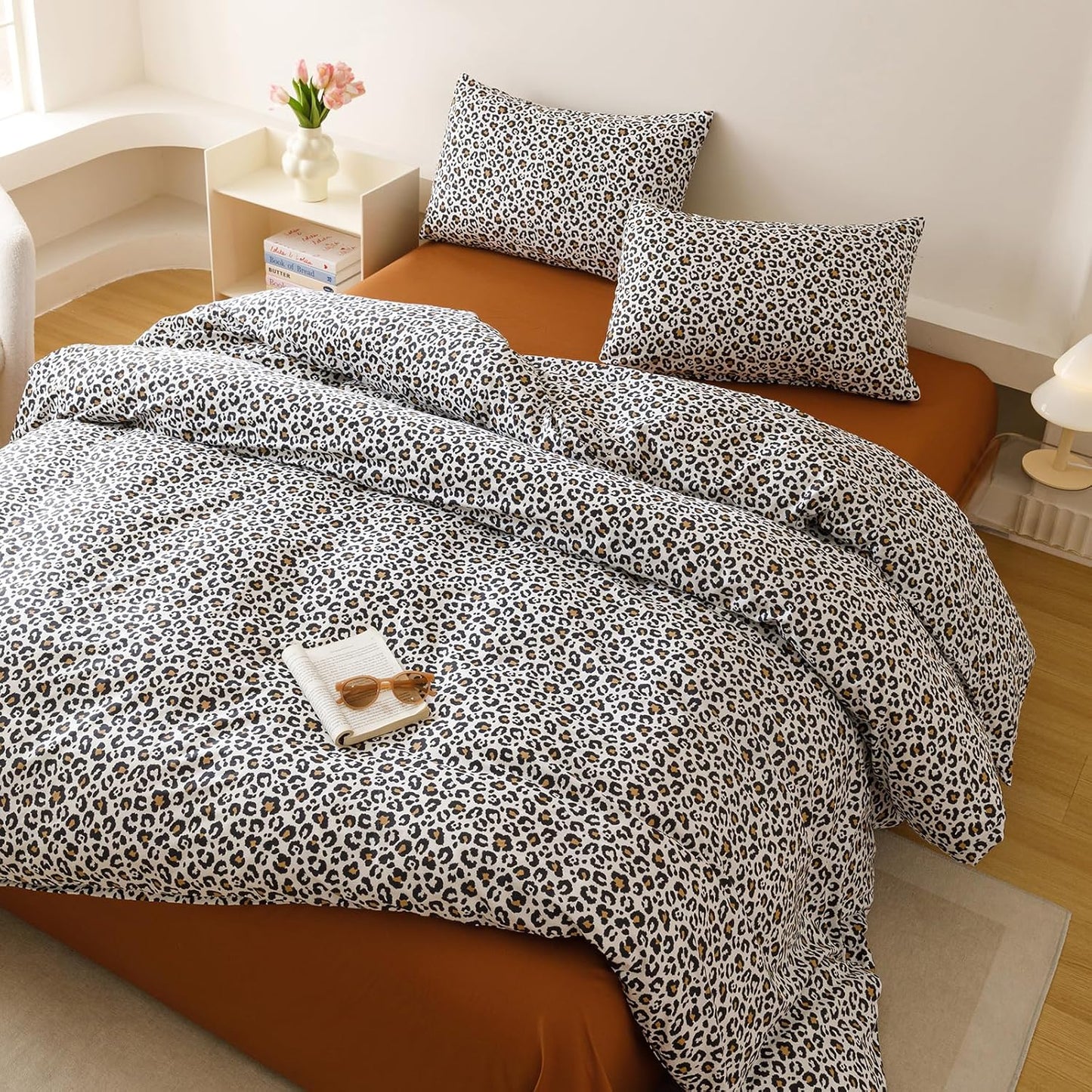 Cottonight Leopard Comforter Set King Animal Cheetah Print Bedding Set 3 Pieces Leopard Print Comforter Fluffy Soft Bedding Set Women Men King Comforter with 2 Pillowcases