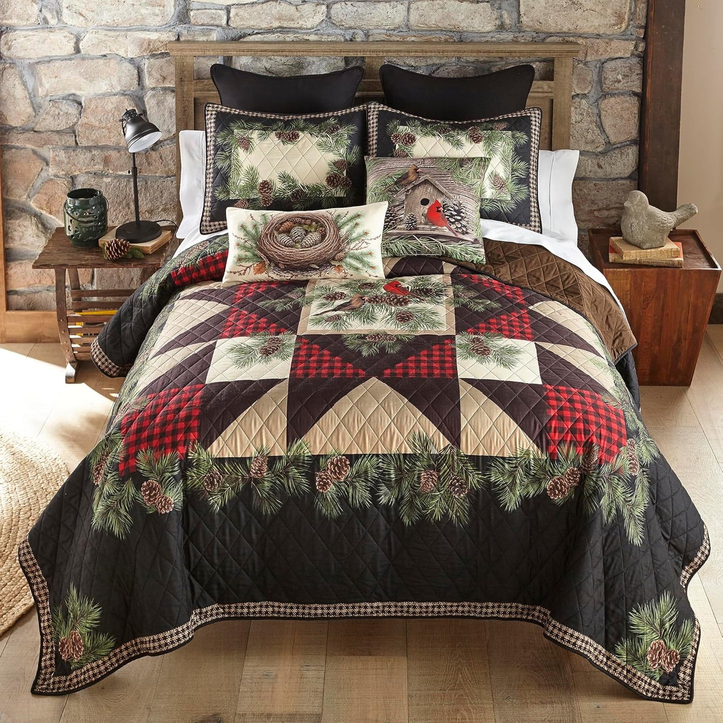 Donna Sharp Cardinal Pine Polyester Bedding Set - 3-Piece Queen Size Quilt Set - Includes 1 Quilt and 2 Standard Pillow Shams - Machine Washable - Traditional Design