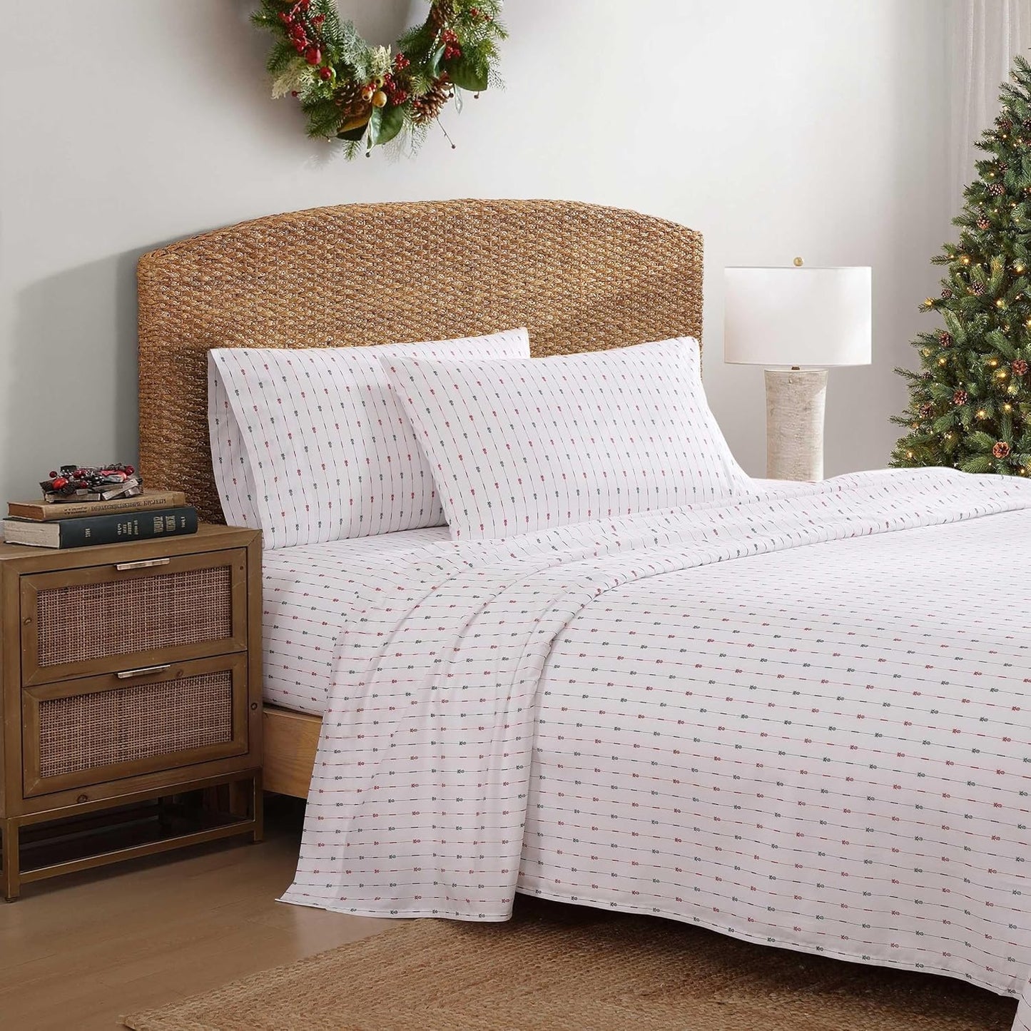 Tommy Bahama - King Size Sheet Set, Crisp & Cool Cotton Percale Bedding with a Smooth Lightweight Feel, 4 Piece Holiday Bed Sheets with Matching Pillowcases (Pineapple Pinstripe Red)