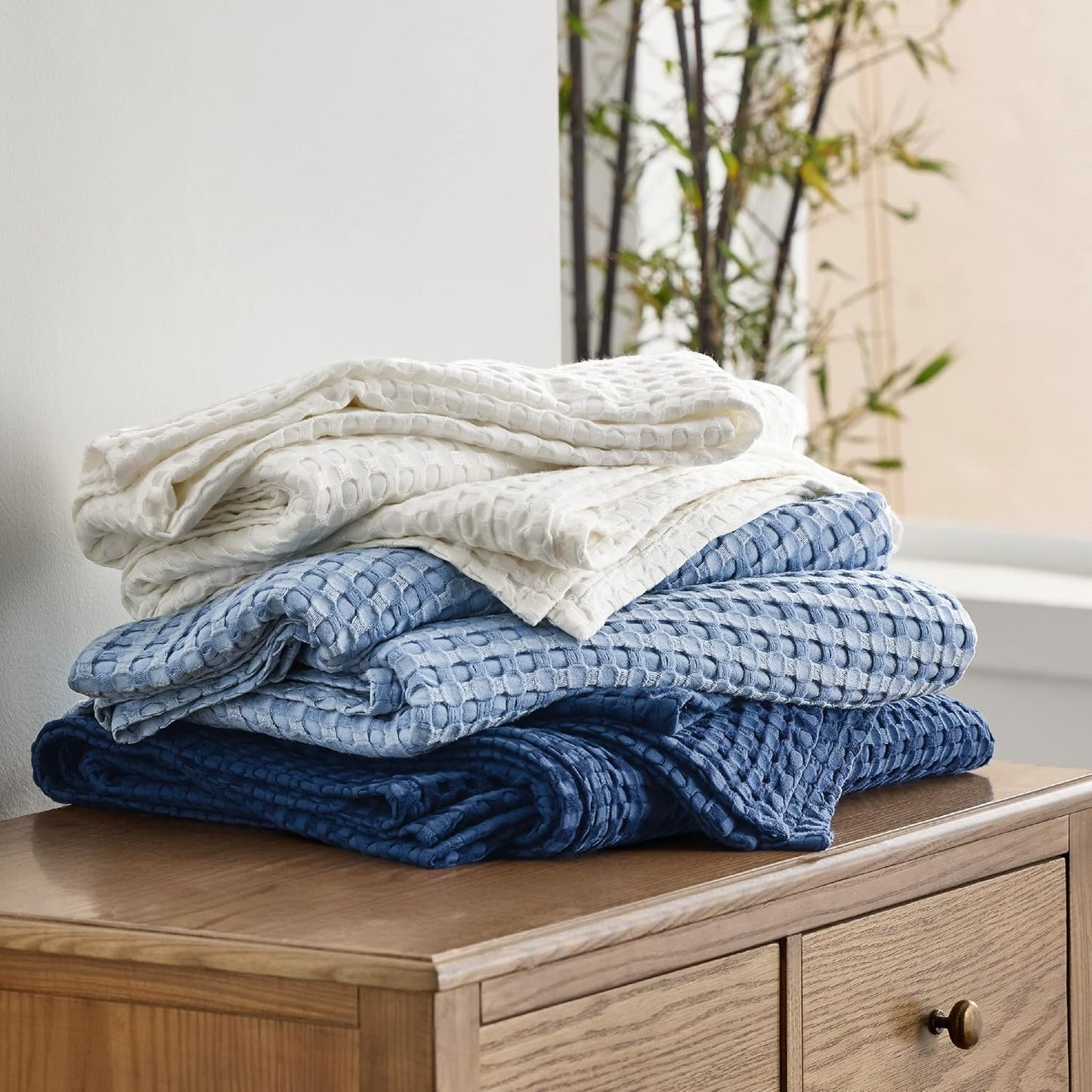 Bedsure Cooling Cotton Waffle King Size Blanket - Lightweight Breathable Summer Blanket of Rayon Derived from Bamboo for Hot Sleepers, Luxury Throws for Bed, Couch and Sofa, Ivory, 104x90 Inches