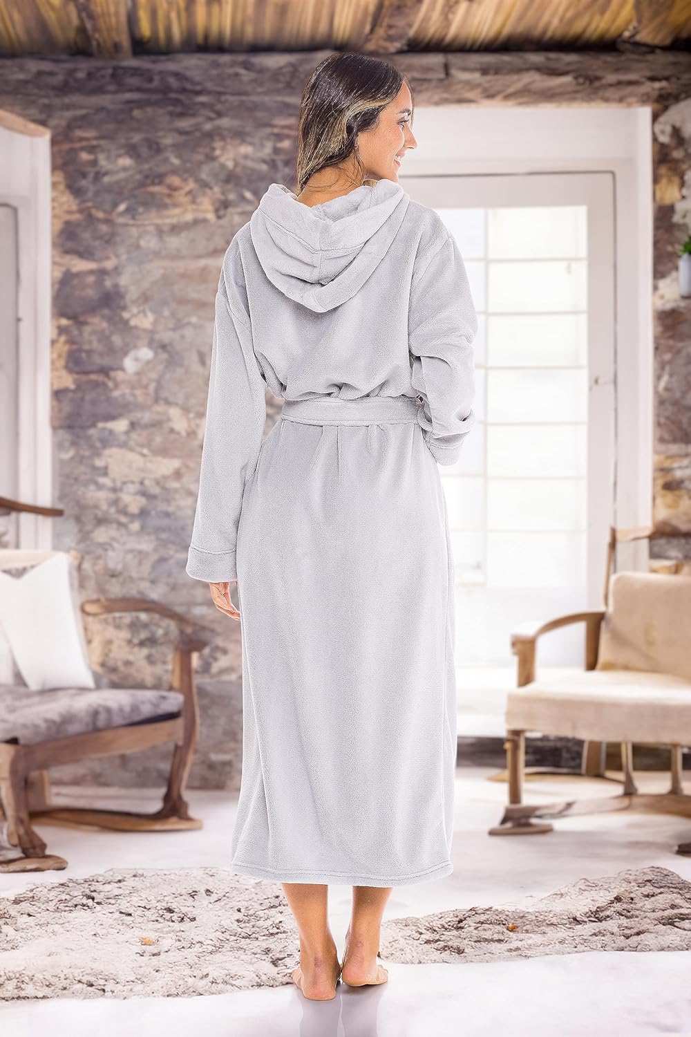 Alexander Del Rossa Womens Robe, Long Plush Bathrobe with Hood, Hooded Robes for Women Plus Size Bath Robe