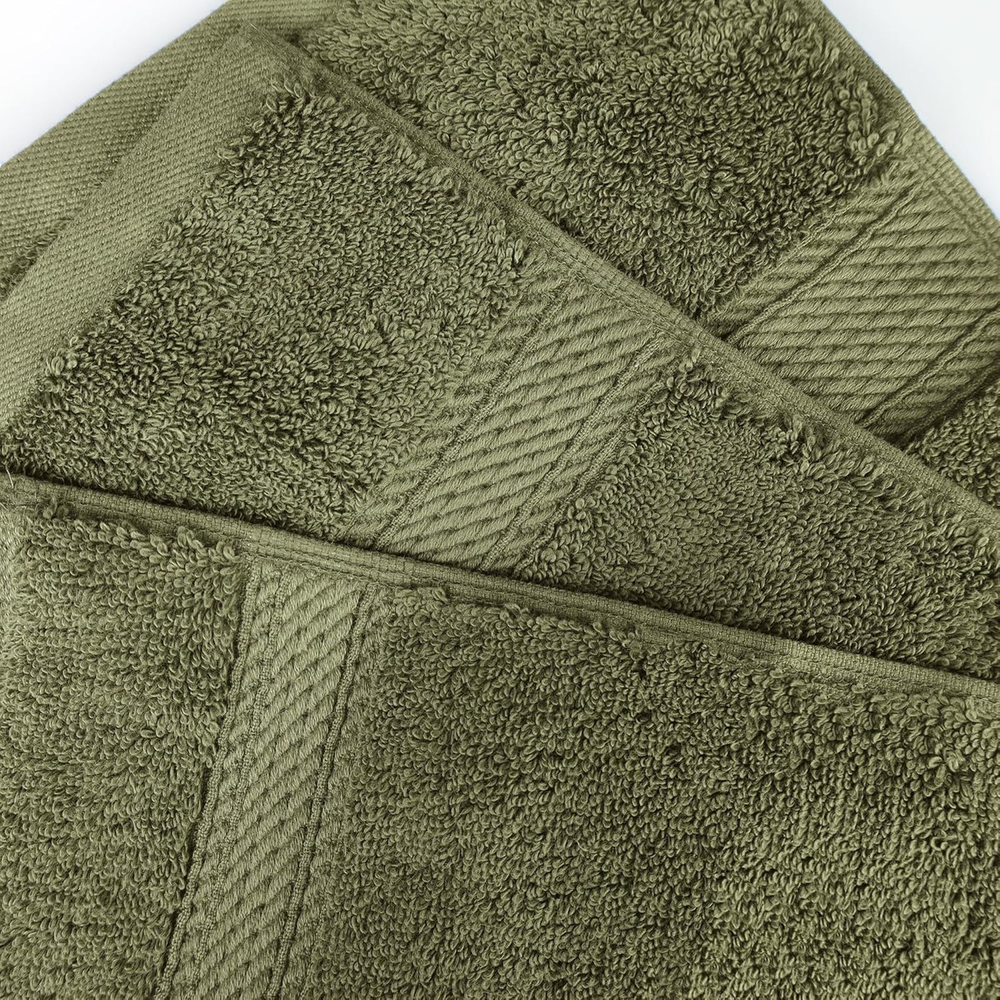 SUPERIOR Egyptian Cotton Pile Bath Towel Set of 4, Ultra Soft Luxury Towels, Thick Plush Essentials, Absorbent Heavyweight, Guest Bath, Hotel, Spa, Home Bathroom, Shower Basics, Forest Green