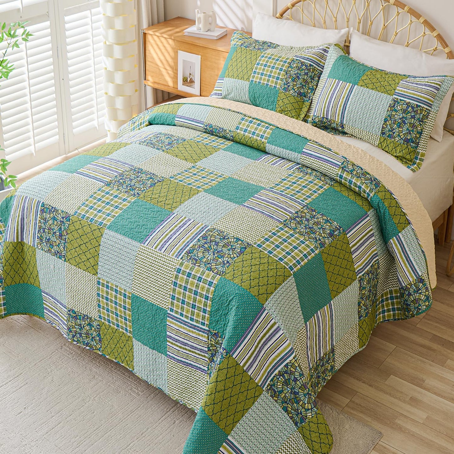 Cmfshape Quilt Sets Bedspread Set 100% Cotton Green Plaid Patchwork Bedding Set, All Season Use Lightweight Reversible Coverlet Quilts with 2 Pillow Shams(Queen 90"x96")