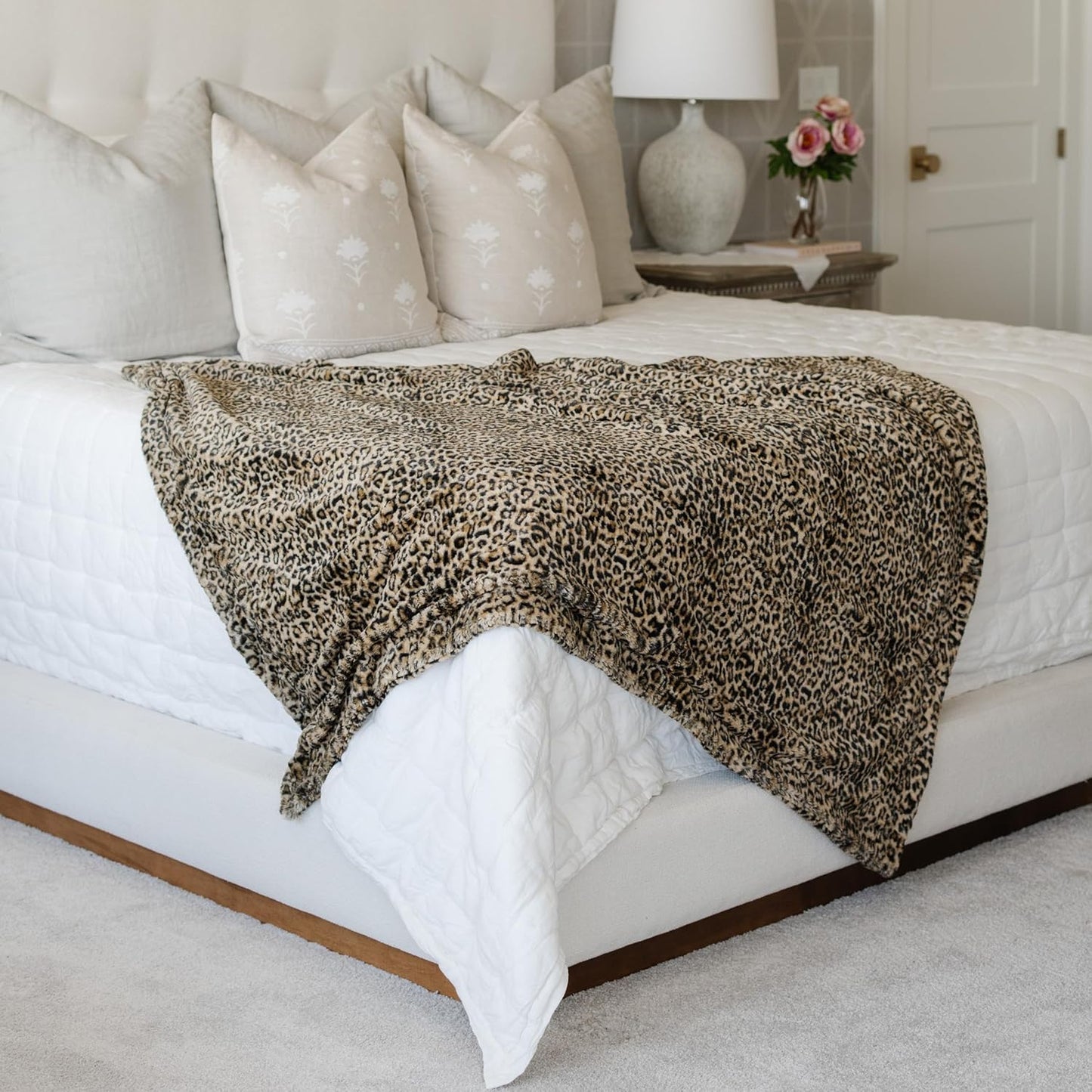 GRACED SOFT LUXURIES Throw Blanket Softest Warm Elegant Cozy Cheetah Faux Fur for Home, Couch, Sofa, Bed, Living Room (Classic Leopard, Large 50" x 60")