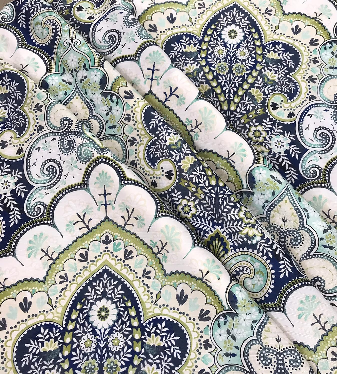 Serafina Home Hotel Quality Fabric Bathroom Shower Curtain: Floral Paisley Moroccan Damask (72 x 70 inches)