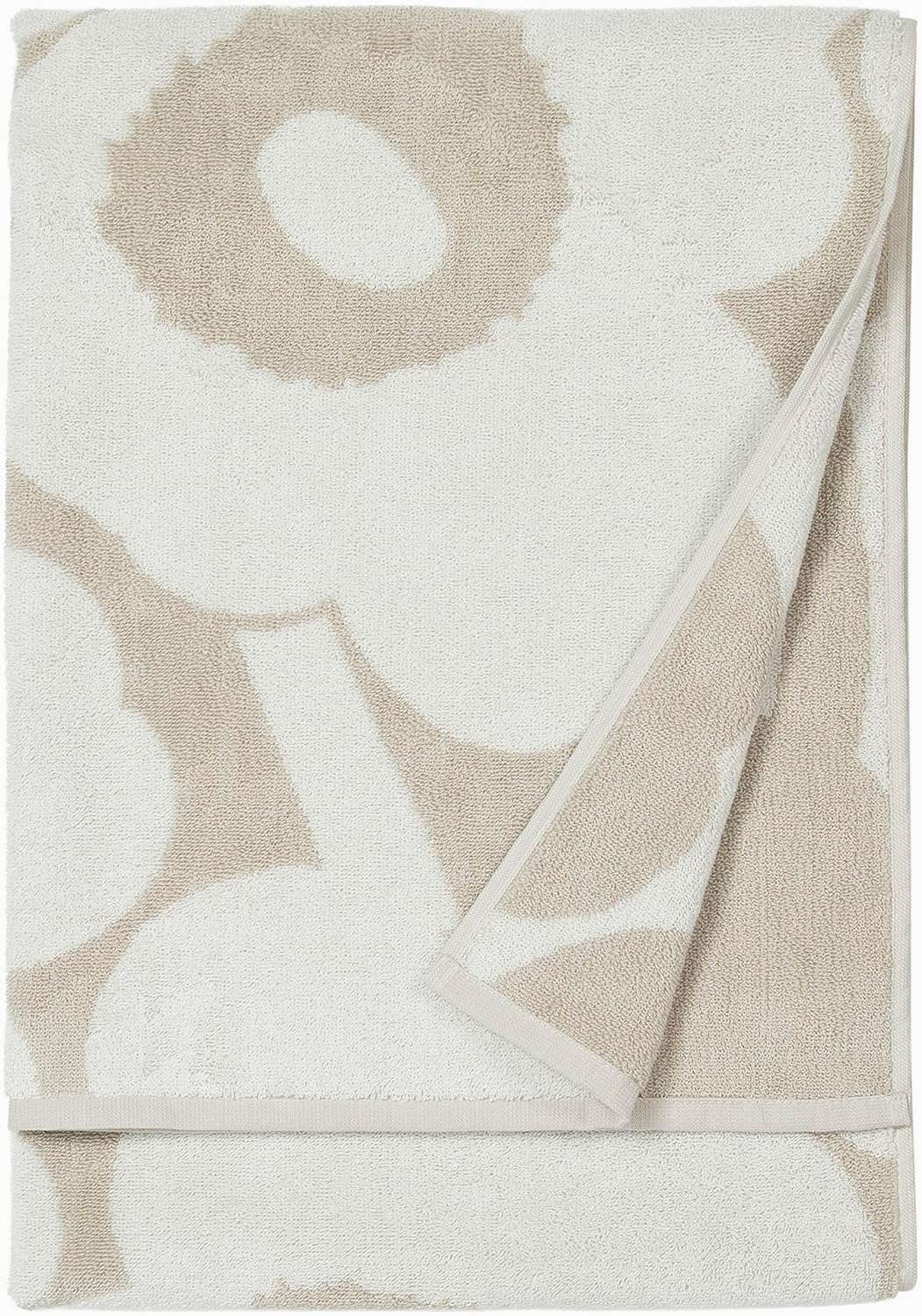 MARIMEKKO Unikko Terry Cotton Bath Towel (Beige) – Floral Patterned Bath Towels – 59 in x 28 in